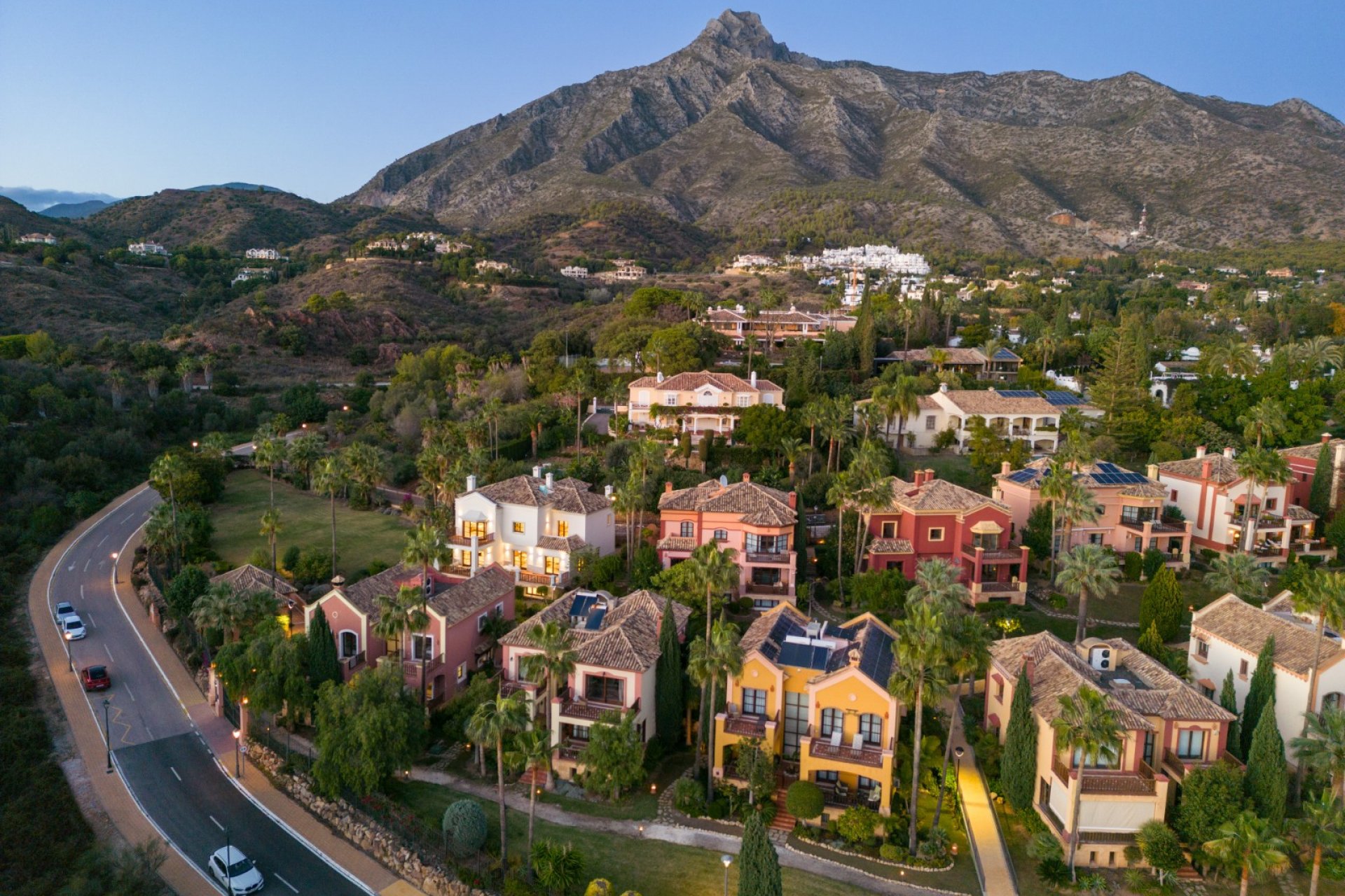 Wiederverkauf - Stadthaus - Marbella - Golden Mile