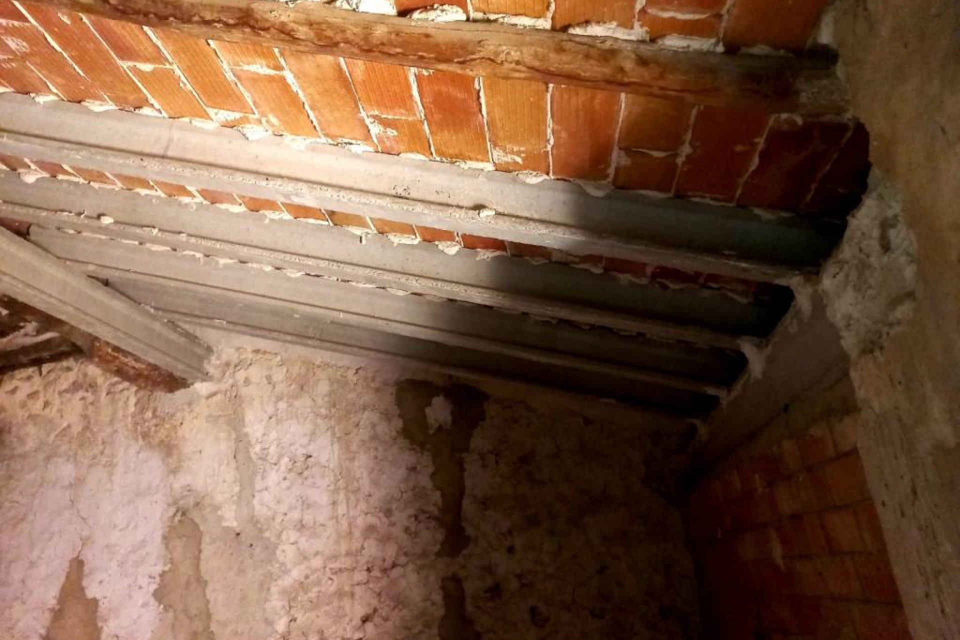 Wiederverkauf - Stadthaus - Planes