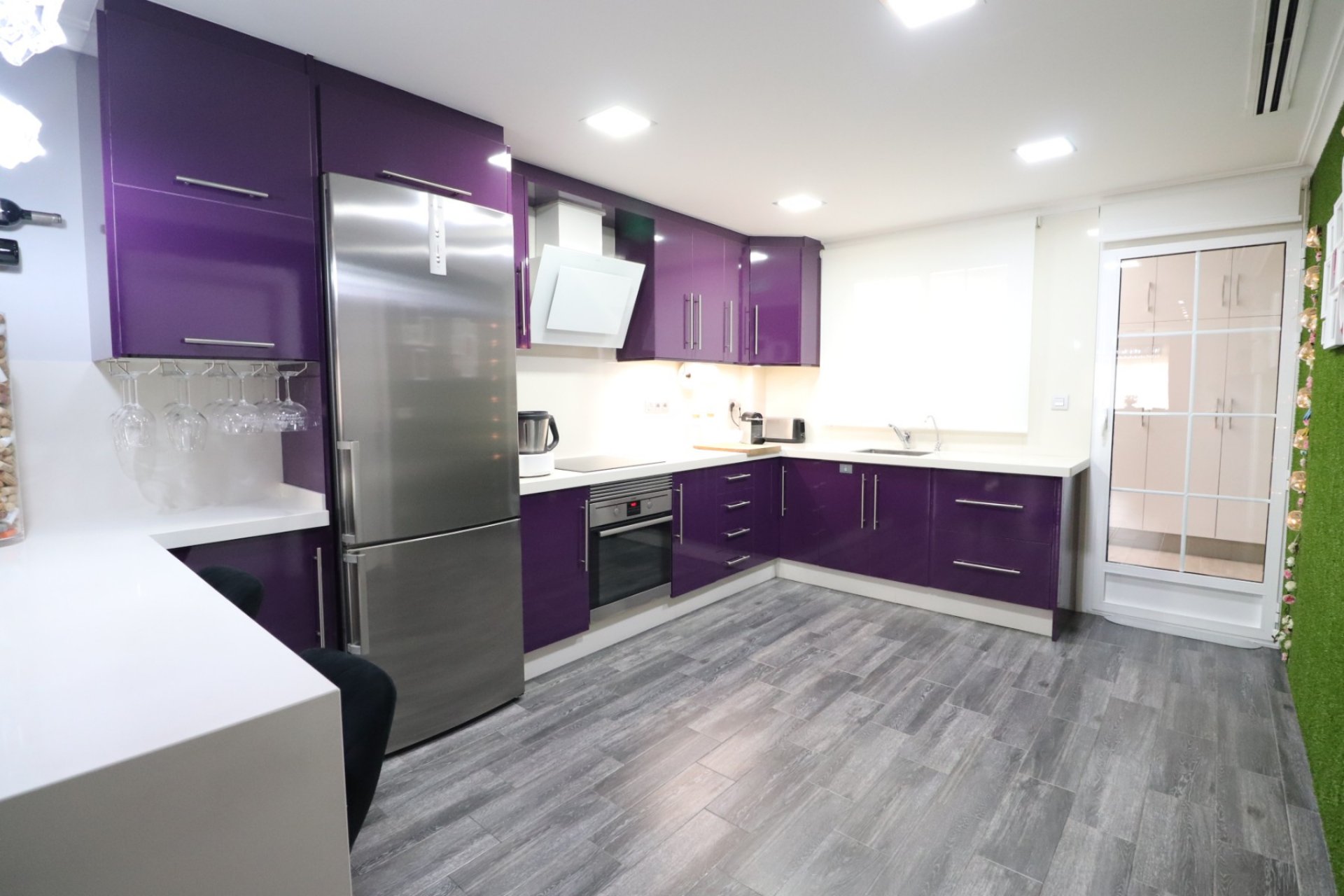 Wiederverkauf - Stadthaus - Redován - Redovan - Town