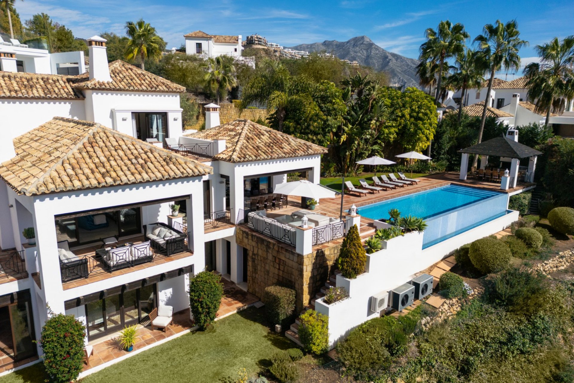 Wiederverkauf - Villa - Benahavis - La Quinta