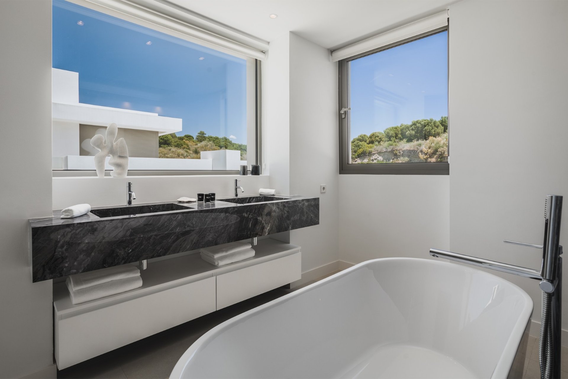 Wiederverkauf - Villa - Estepona - El Paraíso