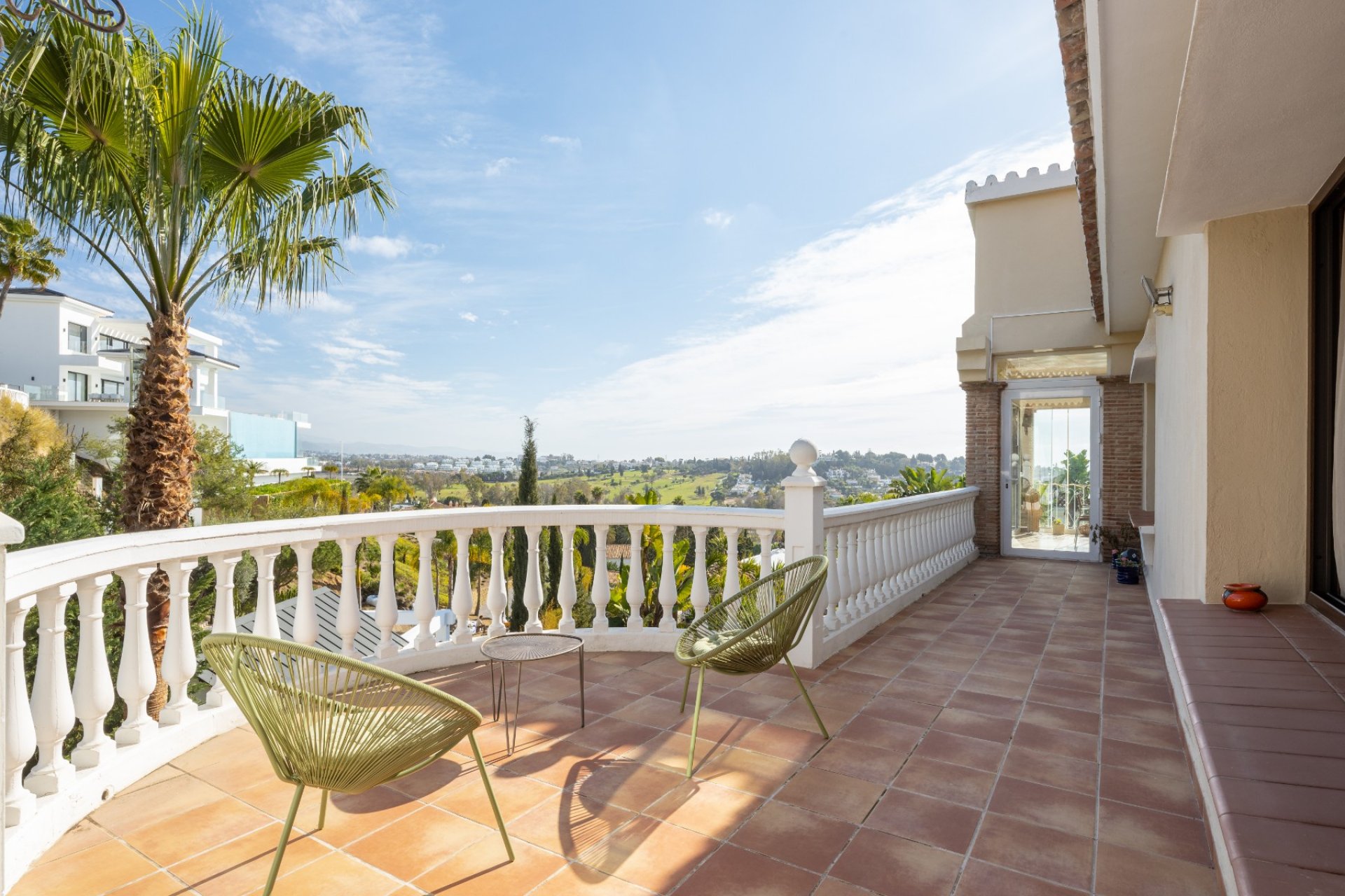 Wiederverkauf - Villa - Estepona - El Paraíso