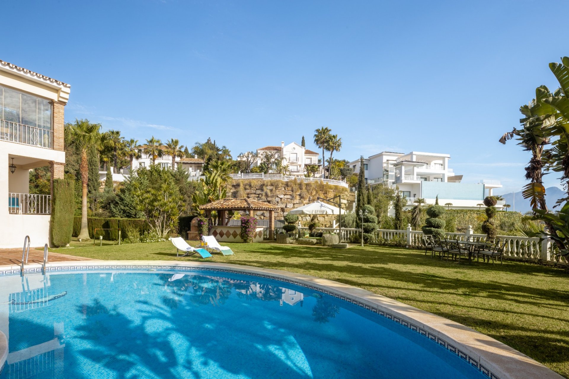 Wiederverkauf - Villa - Estepona - El Paraíso