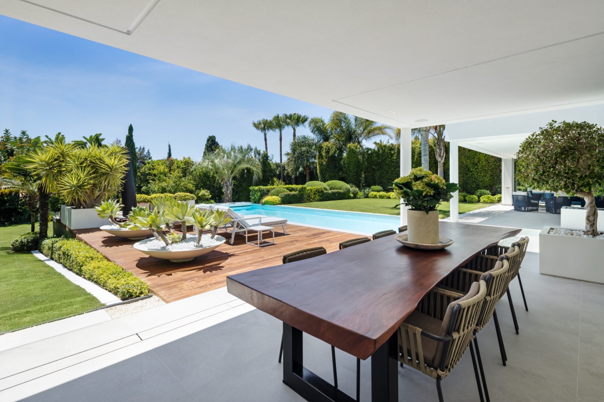 Wiederverkauf - Villa - Marbella - East Marbella