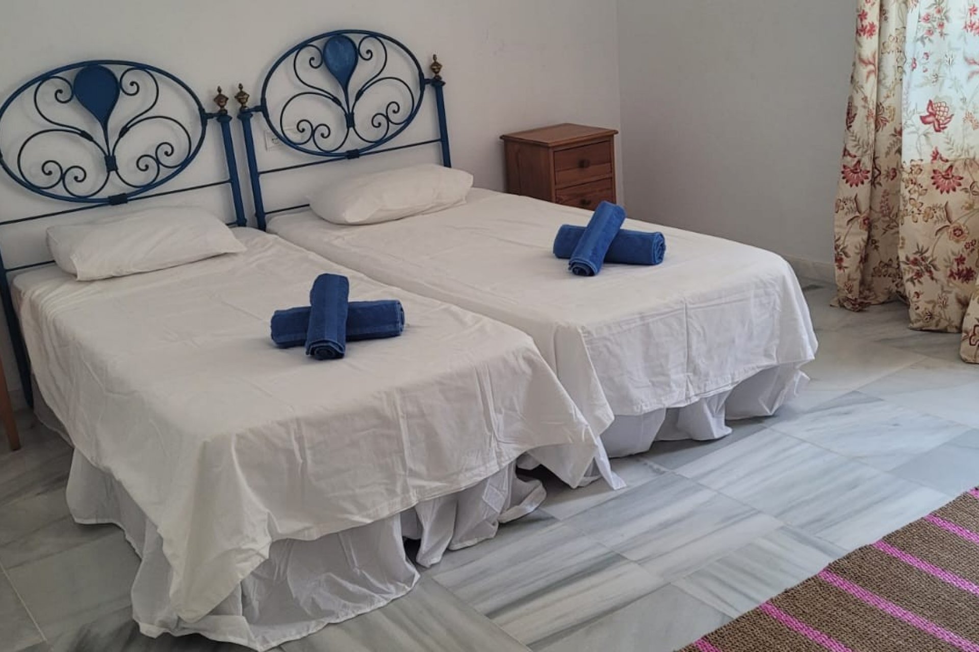 Wiederverkauf - Villa - Marbella - Las Chapas