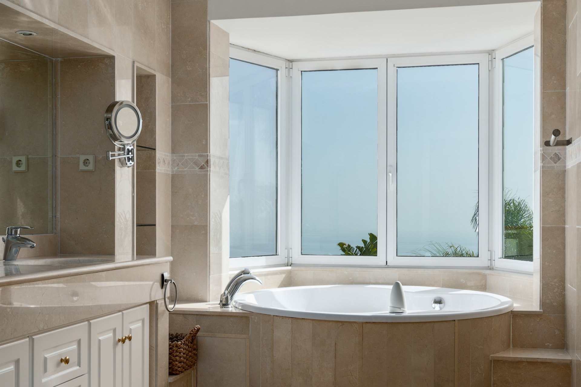 Wiederverkauf - Villa - Marbella - Los Monteros