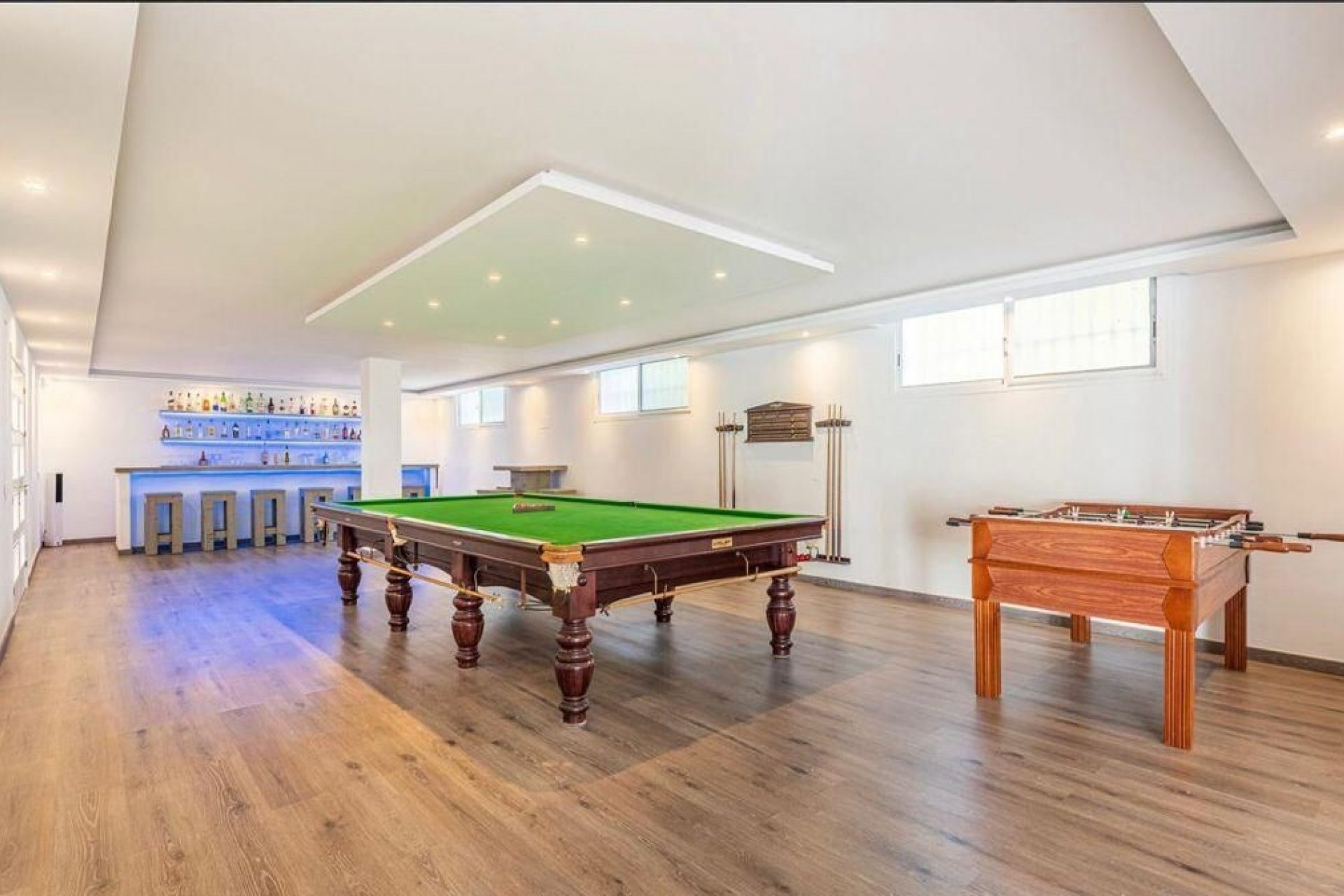 Wiederverkauf - Villa - Marbella - Nueva Andalucía