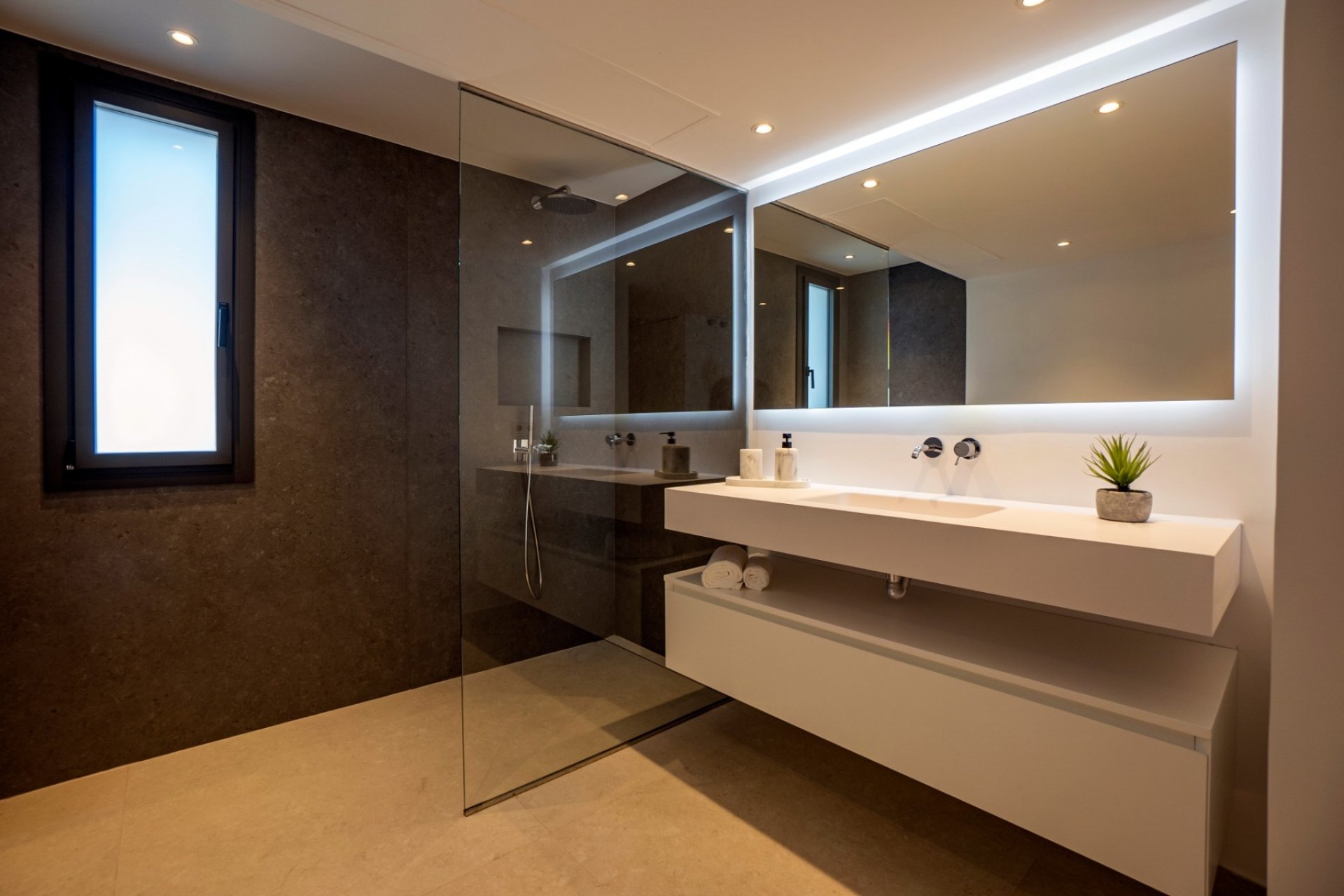 Wiederverkauf - Villa - Marbella - Nueva Andalucía