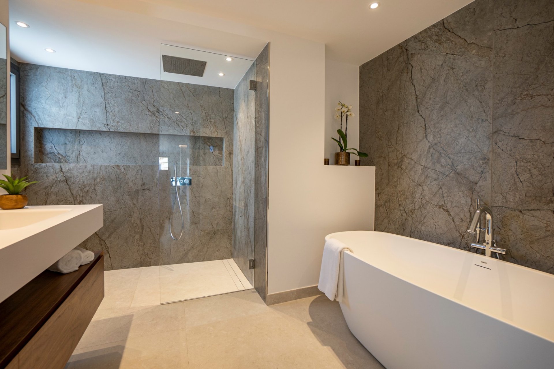 Wiederverkauf - Villa - Marbella - Nueva Andalucía