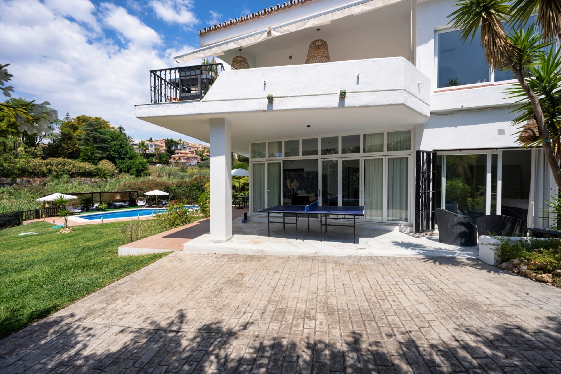 Wiederverkauf - Villa - Marbella - Nueva Andalucía