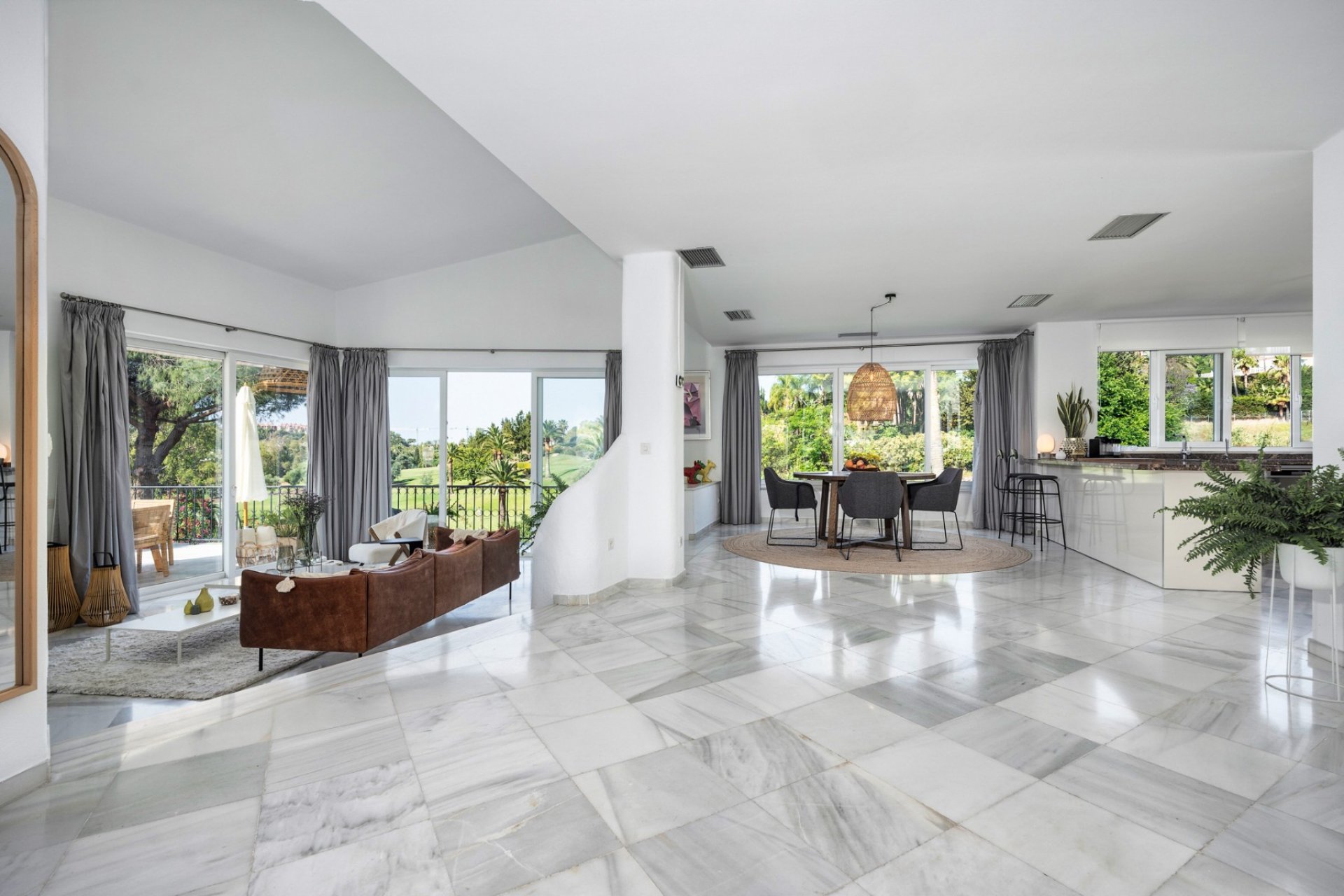 Wiederverkauf - Villa - Marbella - Nueva Andalucía