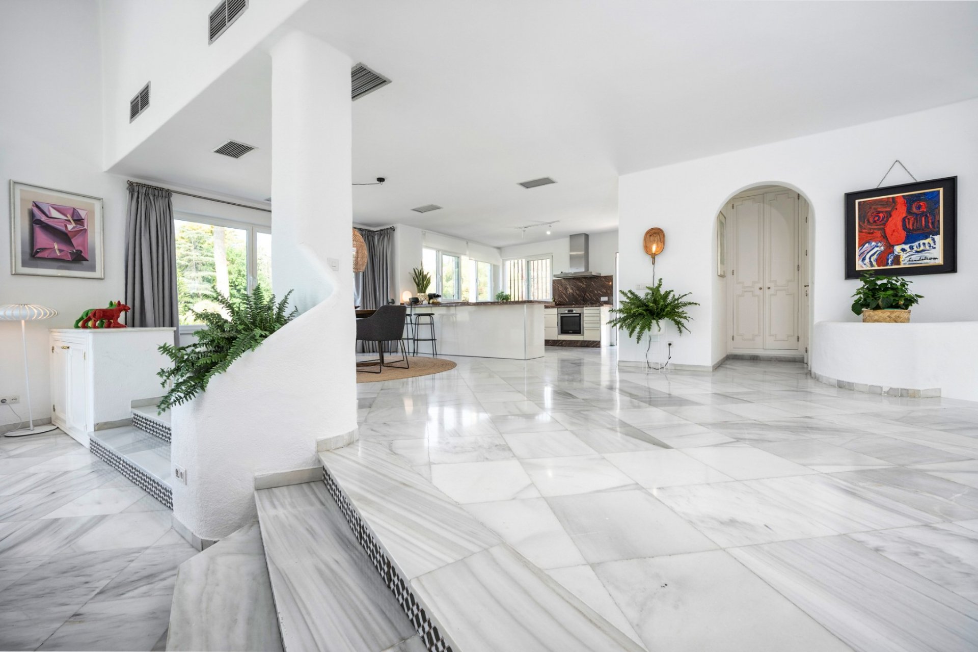 Wiederverkauf - Villa - Marbella - Nueva Andalucía