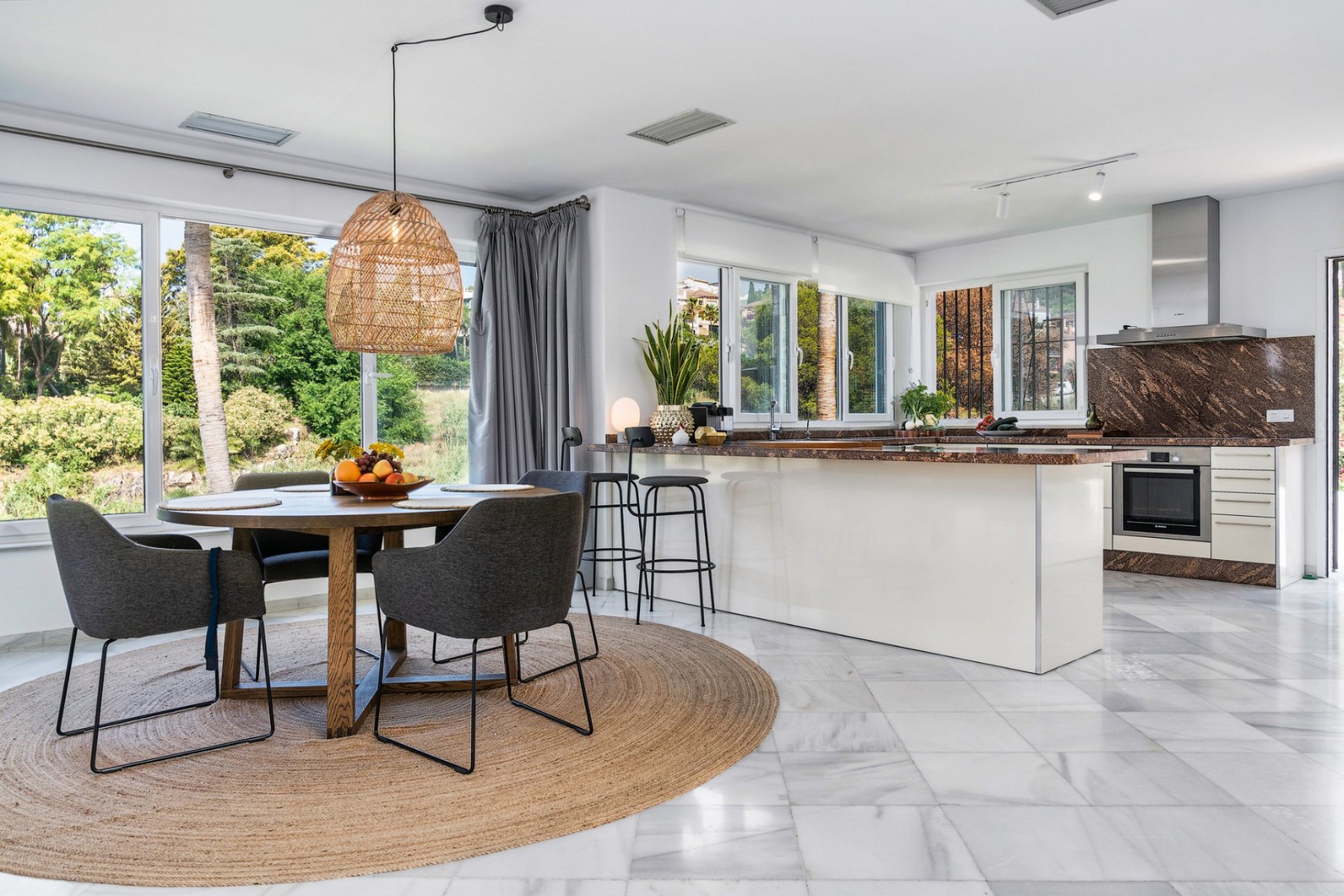 Wiederverkauf - Villa - Marbella - Nueva Andalucía