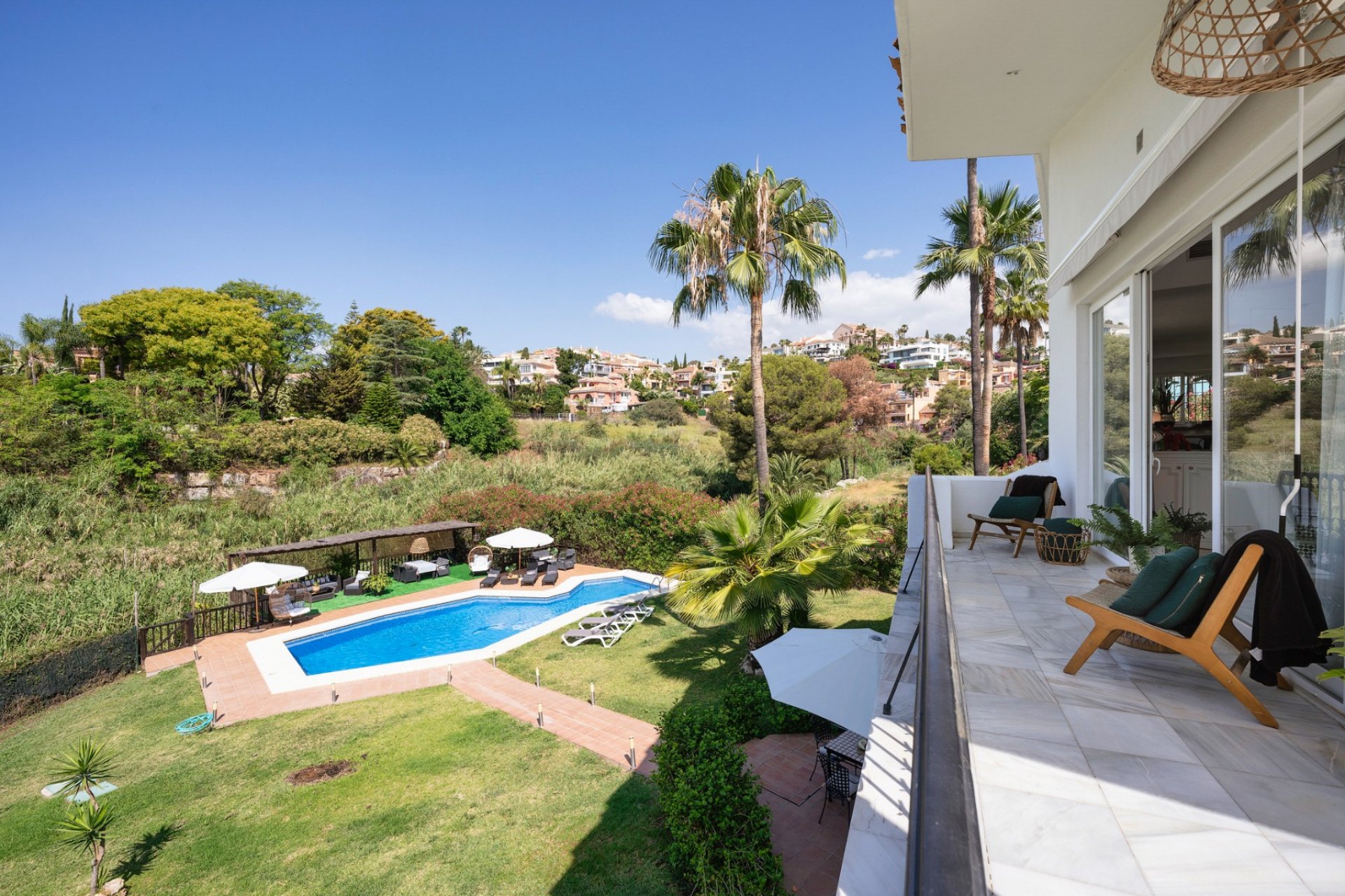 Wiederverkauf - Villa - Marbella - Nueva Andalucía
