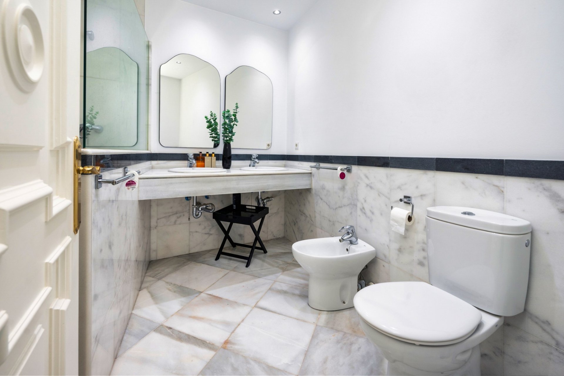 Wiederverkauf - Villa - Marbella - Nueva Andalucía