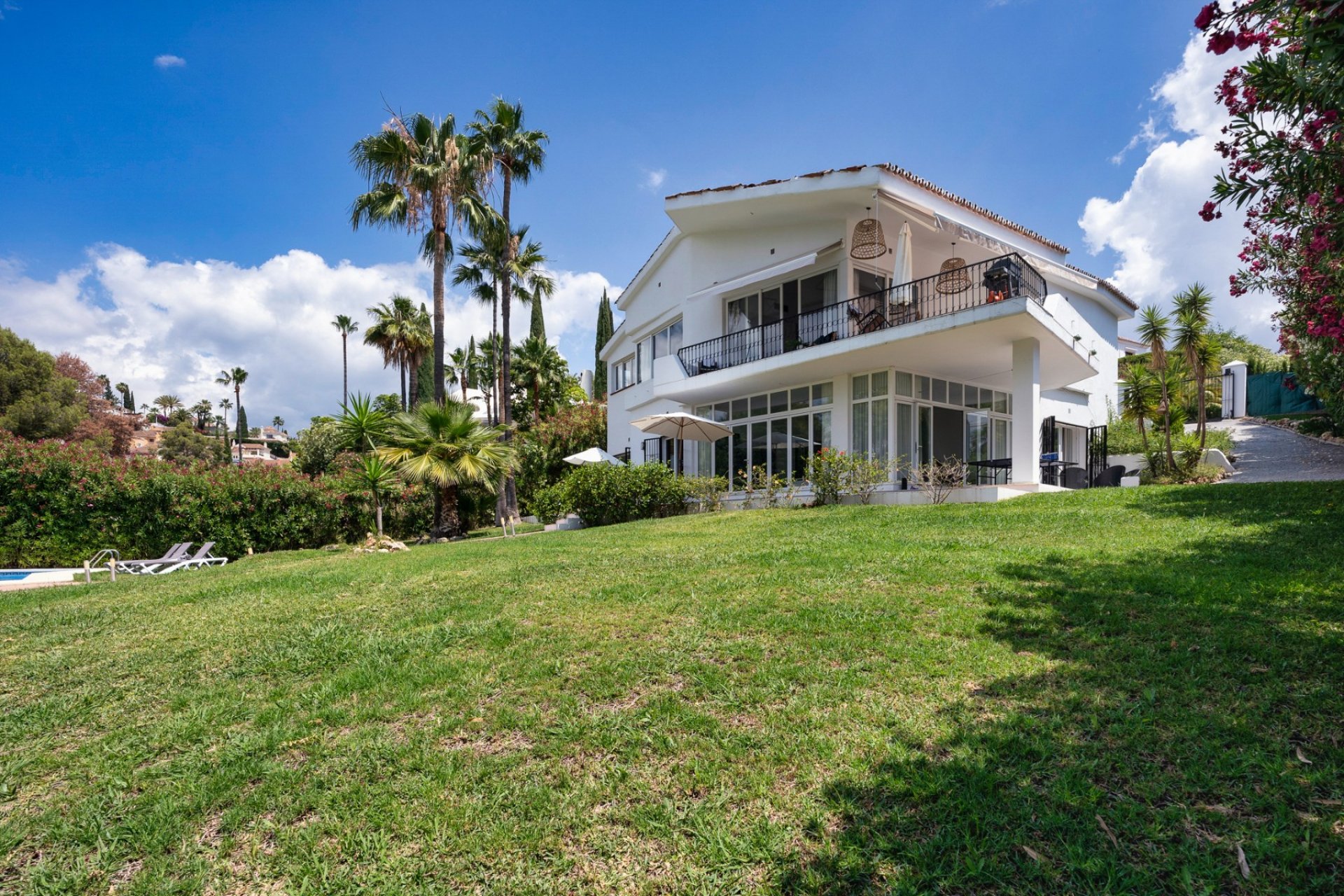 Wiederverkauf - Villa - Marbella - Nueva Andalucía