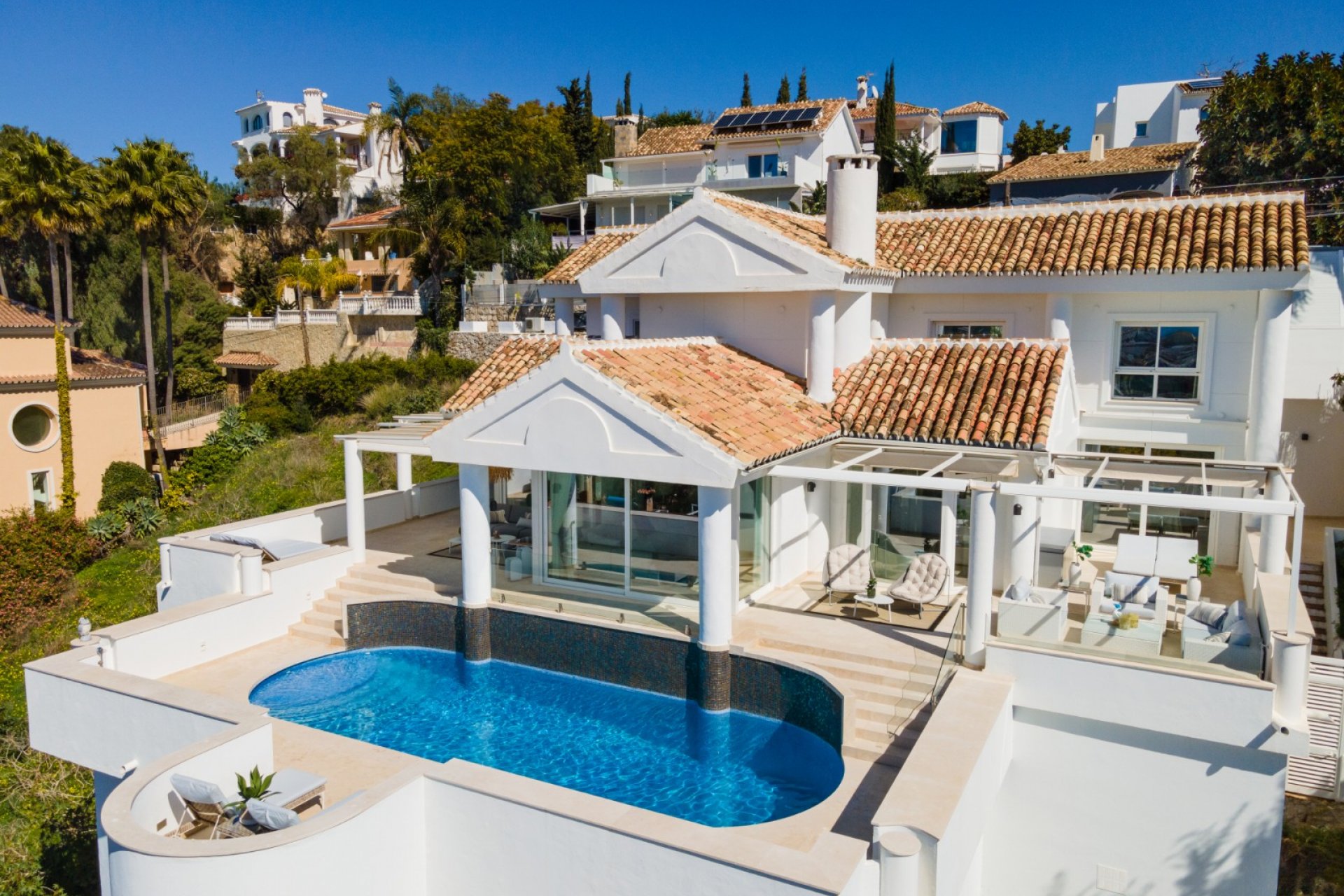 Wiederverkauf - Villa - Marbella - Nueva Andalucía