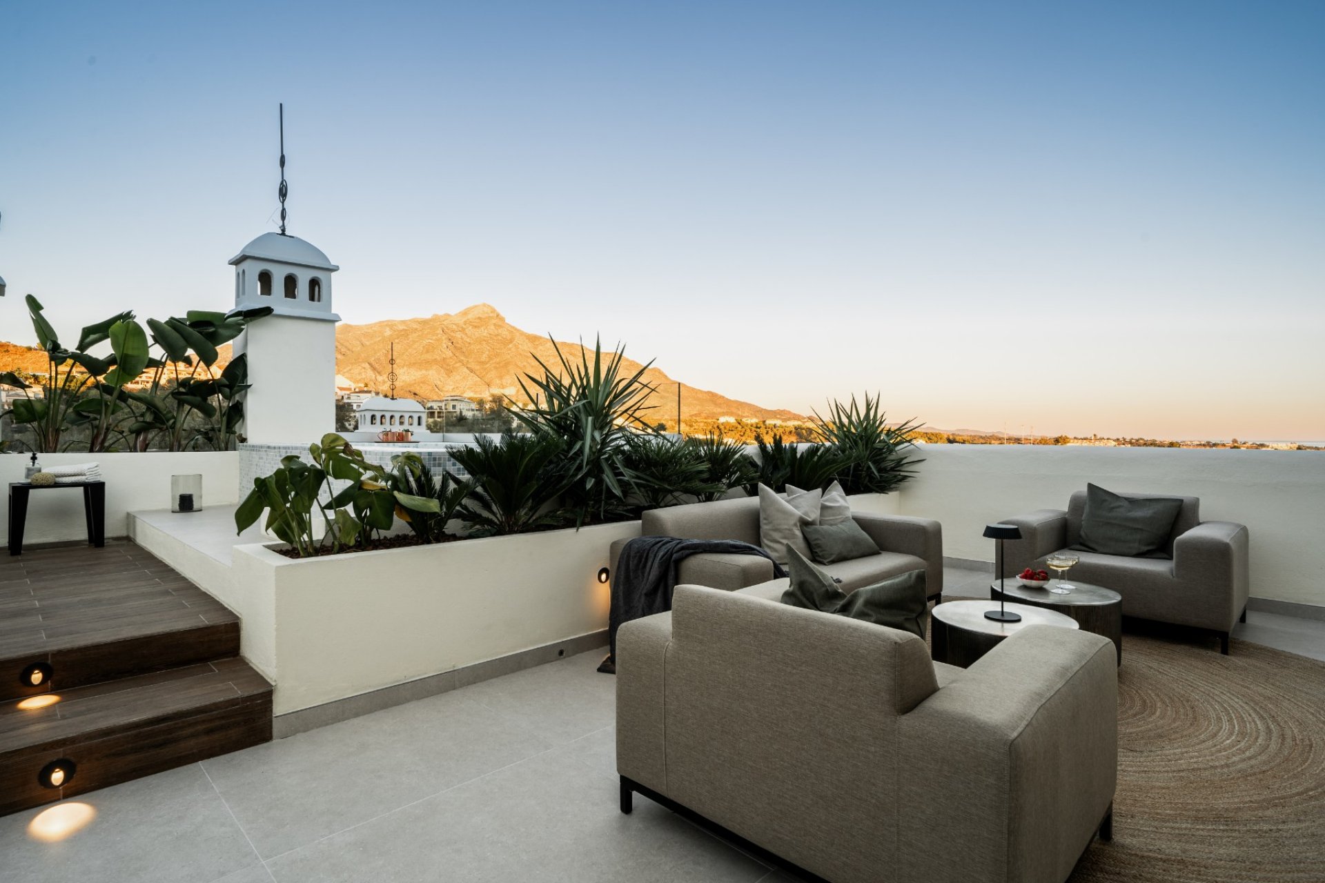 Wiederverkauf - Villa - Marbella - Nueva Andalucía