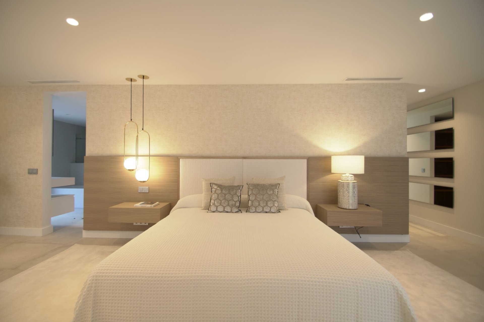 Wiederverkauf - Villa - Marbella - Nueva Andalucía