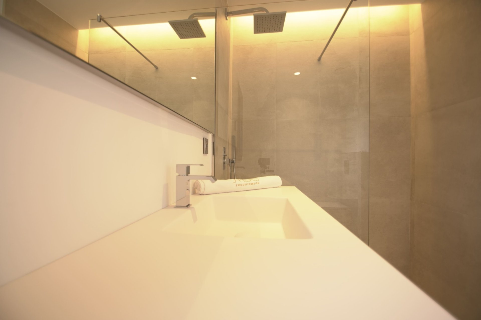 Wiederverkauf - Villa - Marbella - Nueva Andalucía