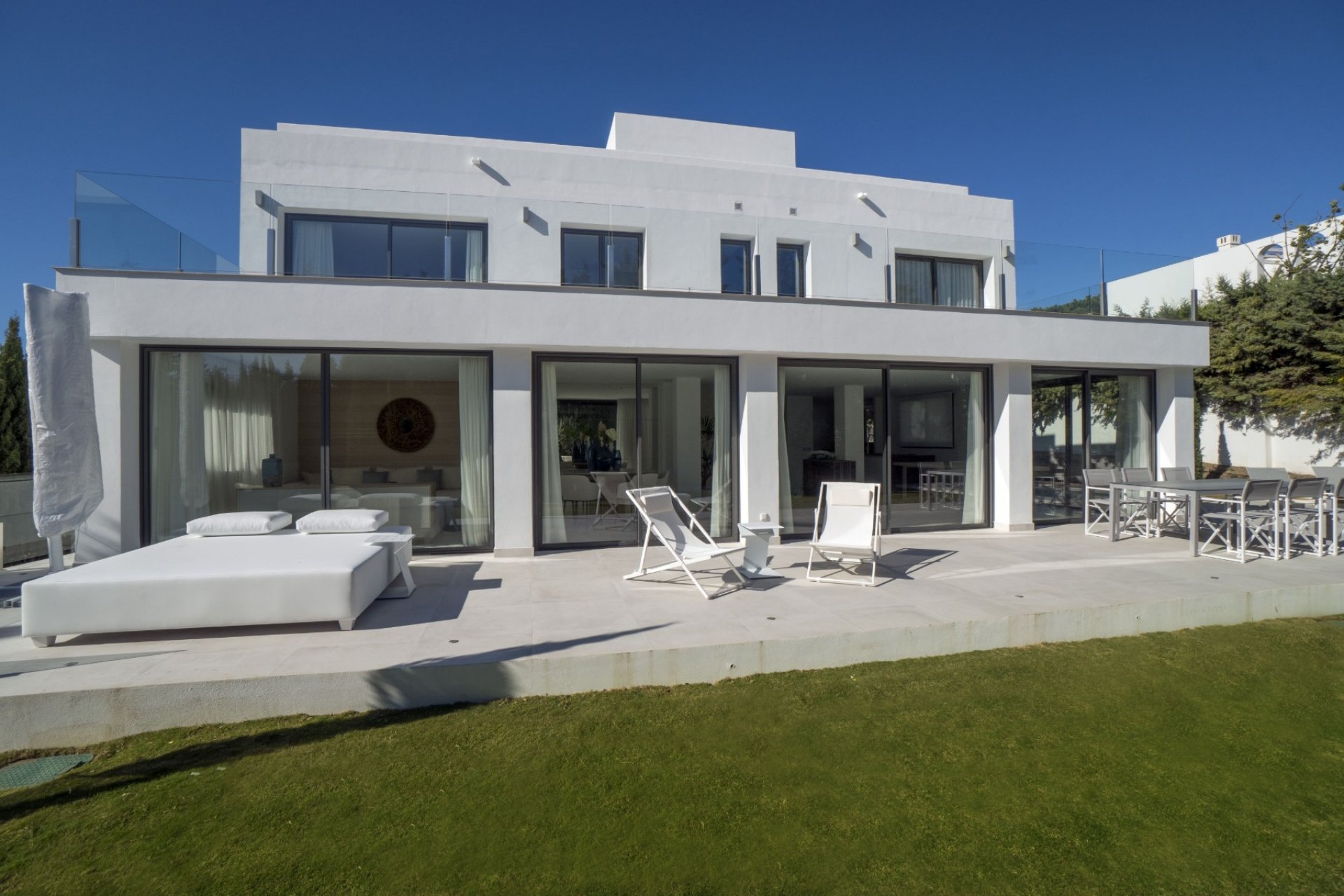 Wiederverkauf - Villa - Marbella - Nueva Andalucía