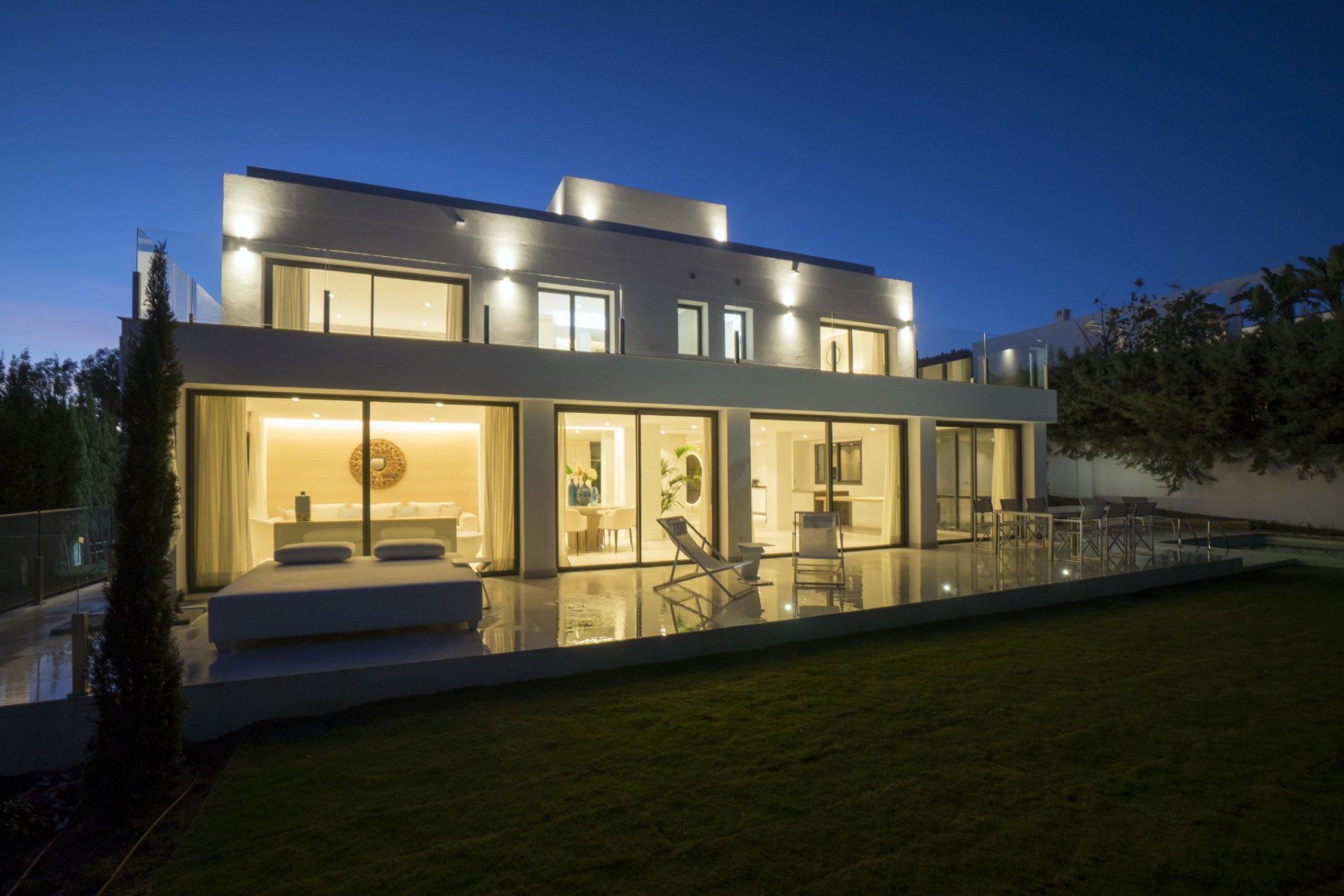 Wiederverkauf - Villa - Marbella - Nueva Andalucía