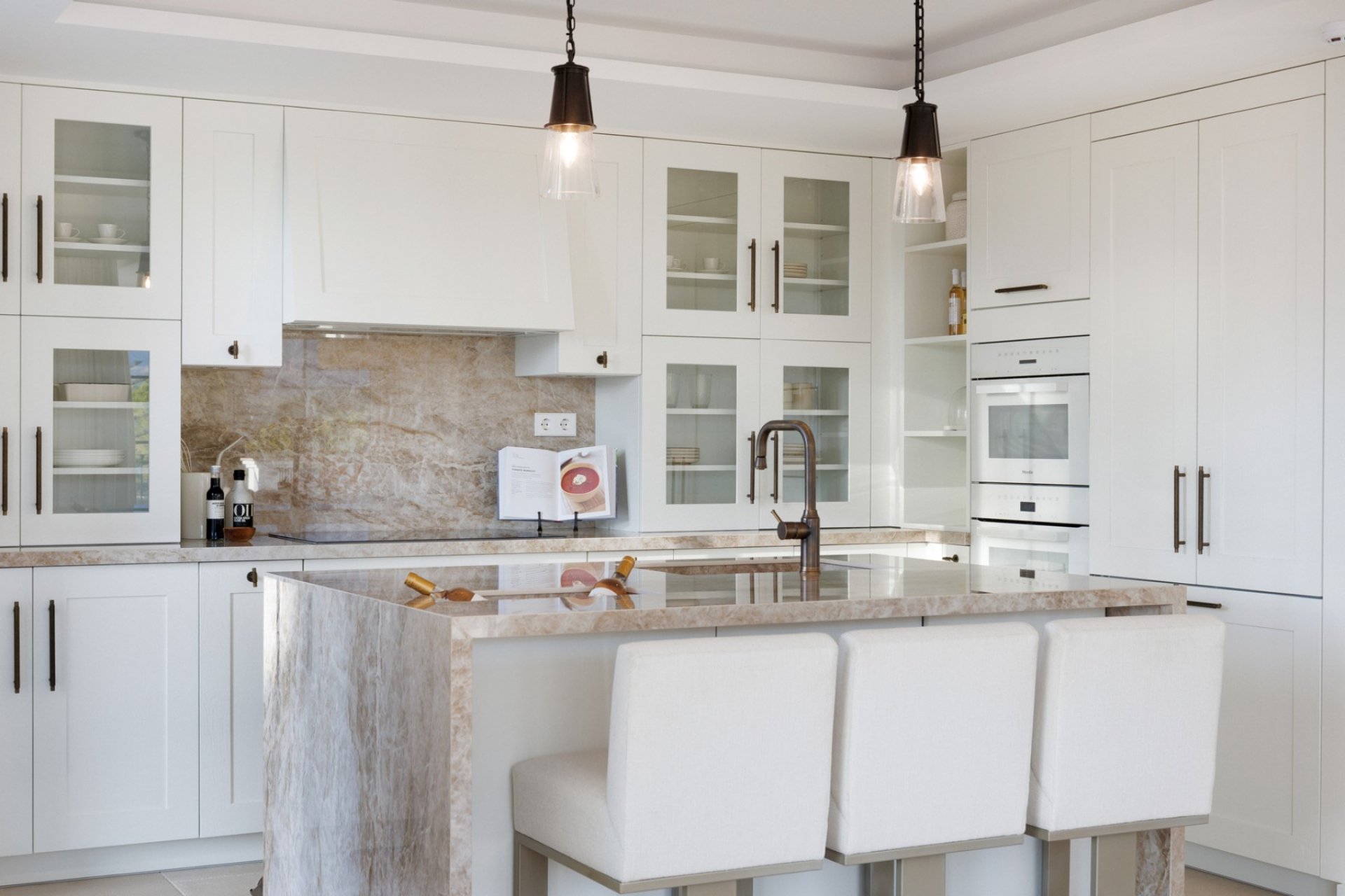 Wiederverkauf - Villa - Marbella - Nueva Andalucía