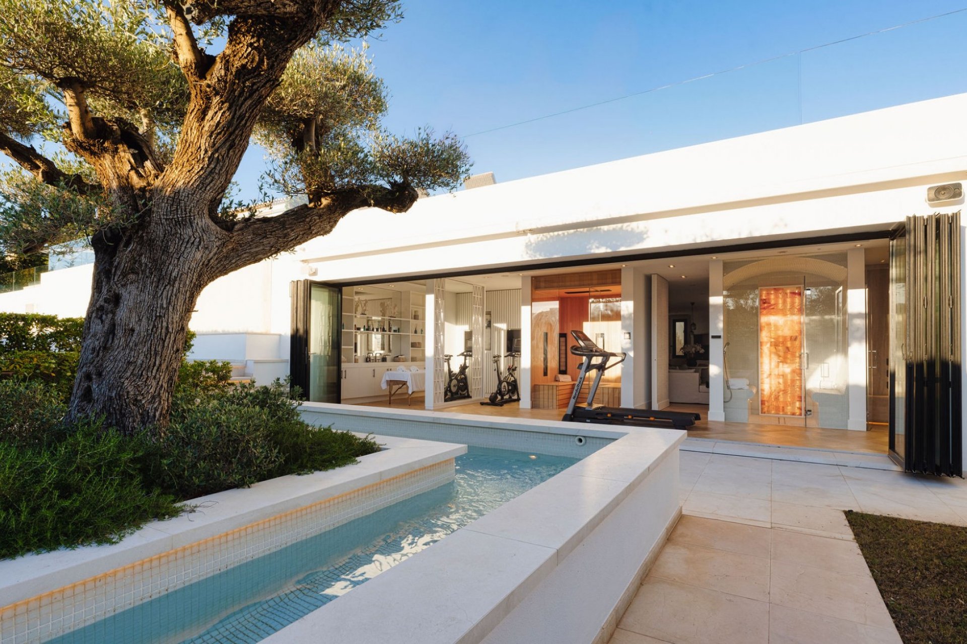 Wiederverkauf - Villa - Marbella - Nueva Andalucía