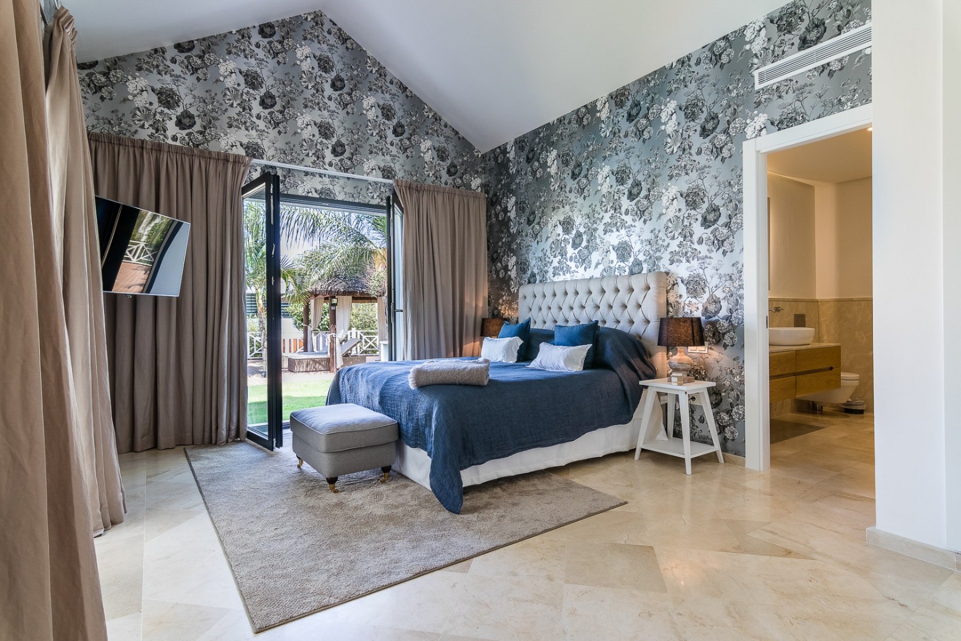 Wiederverkauf - Villa - Marbella - Nueva Andalucía