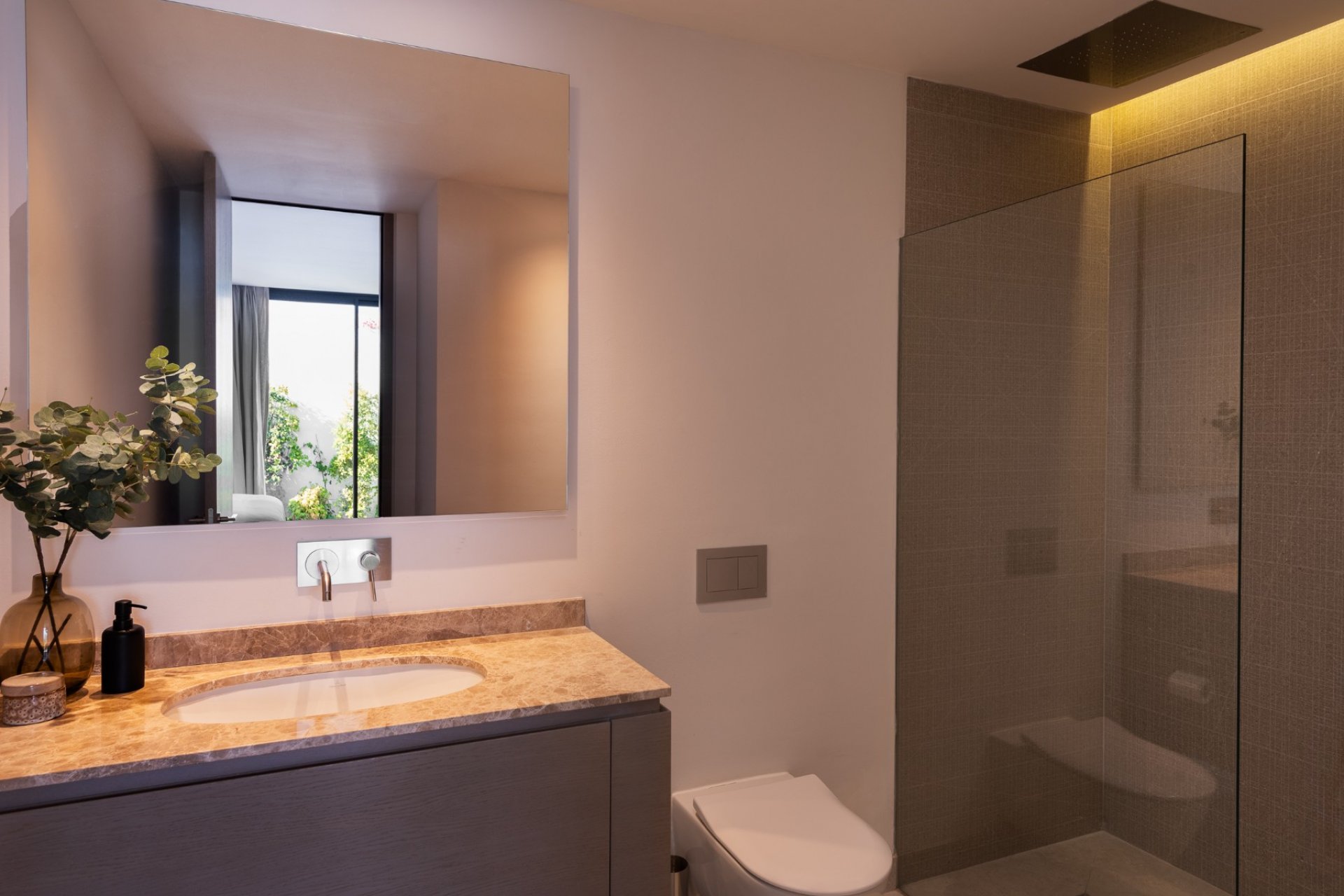 Wiederverkauf - Villa - Marbella - Nueva Andalucía