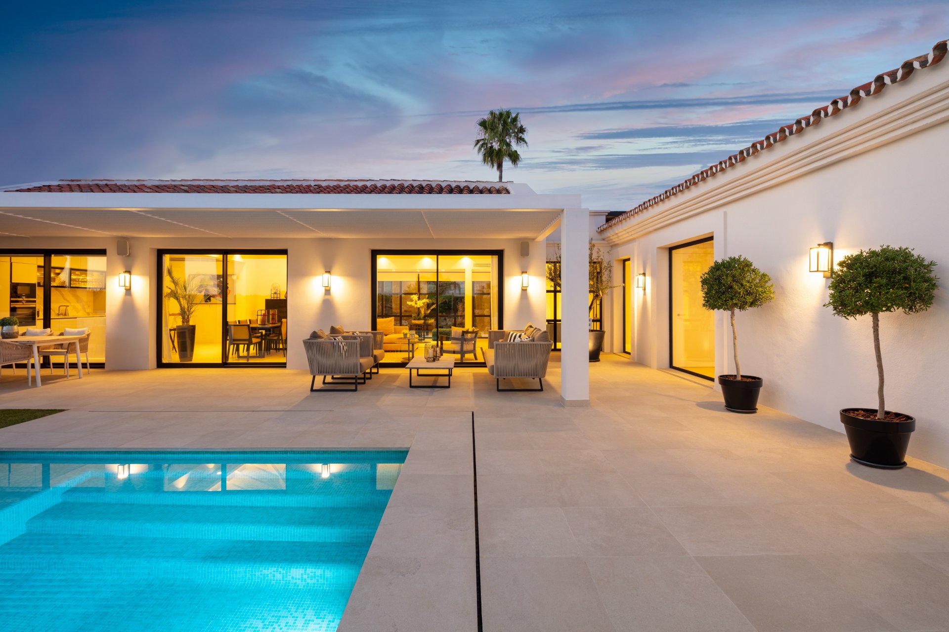 Wiederverkauf - Villa - Marbella - Nueva Andalucía