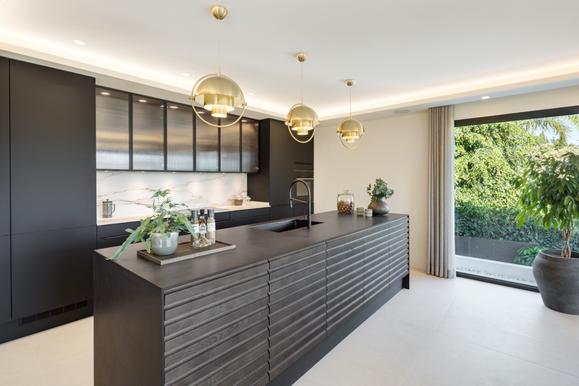 Wiederverkauf - Villa - Marbella - Nueva Andalucía