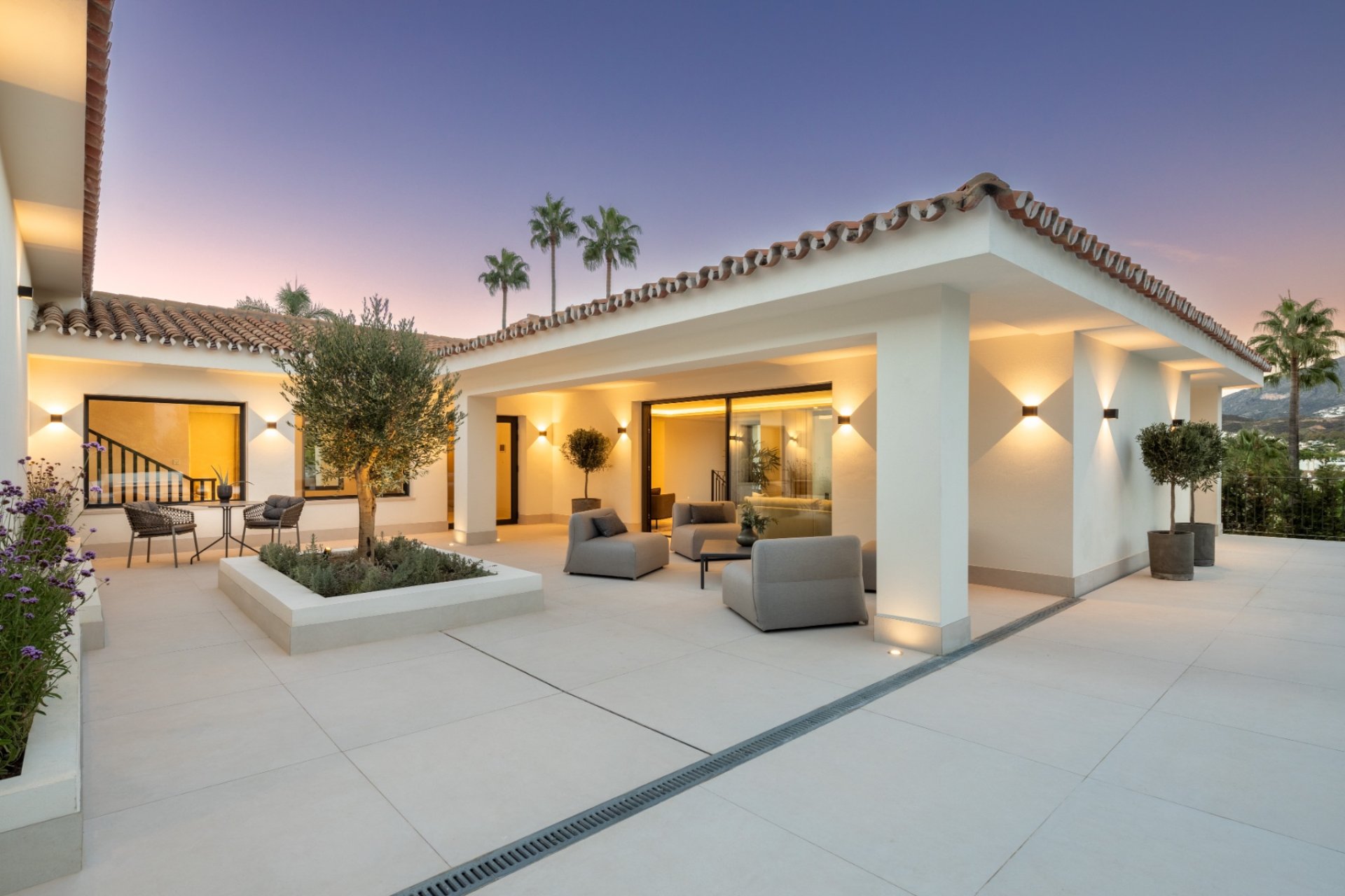 Wiederverkauf - Villa - Marbella - Nueva Andalucía