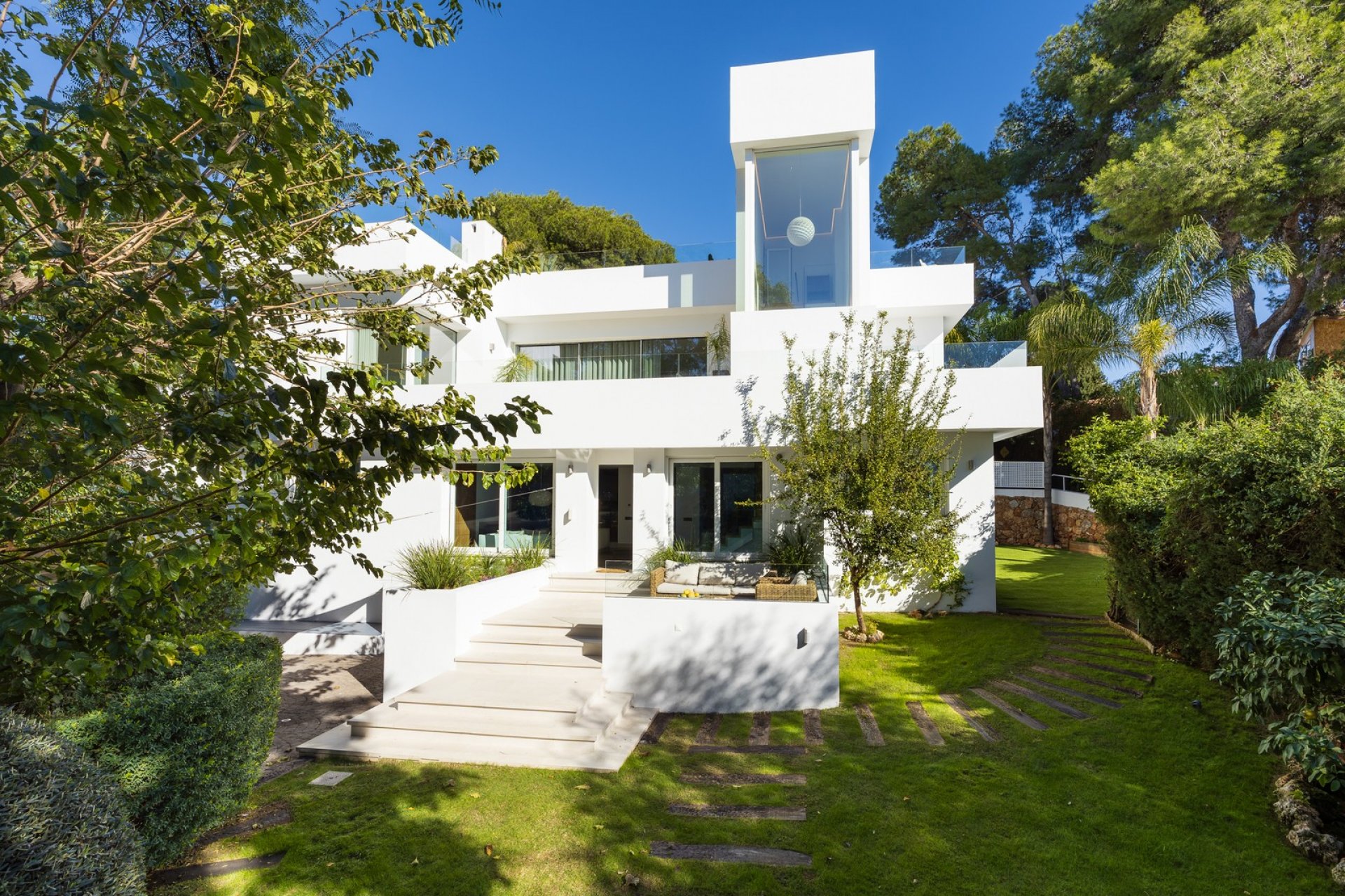 Wiederverkauf - Villa - Marbella - Nueva Andalucía