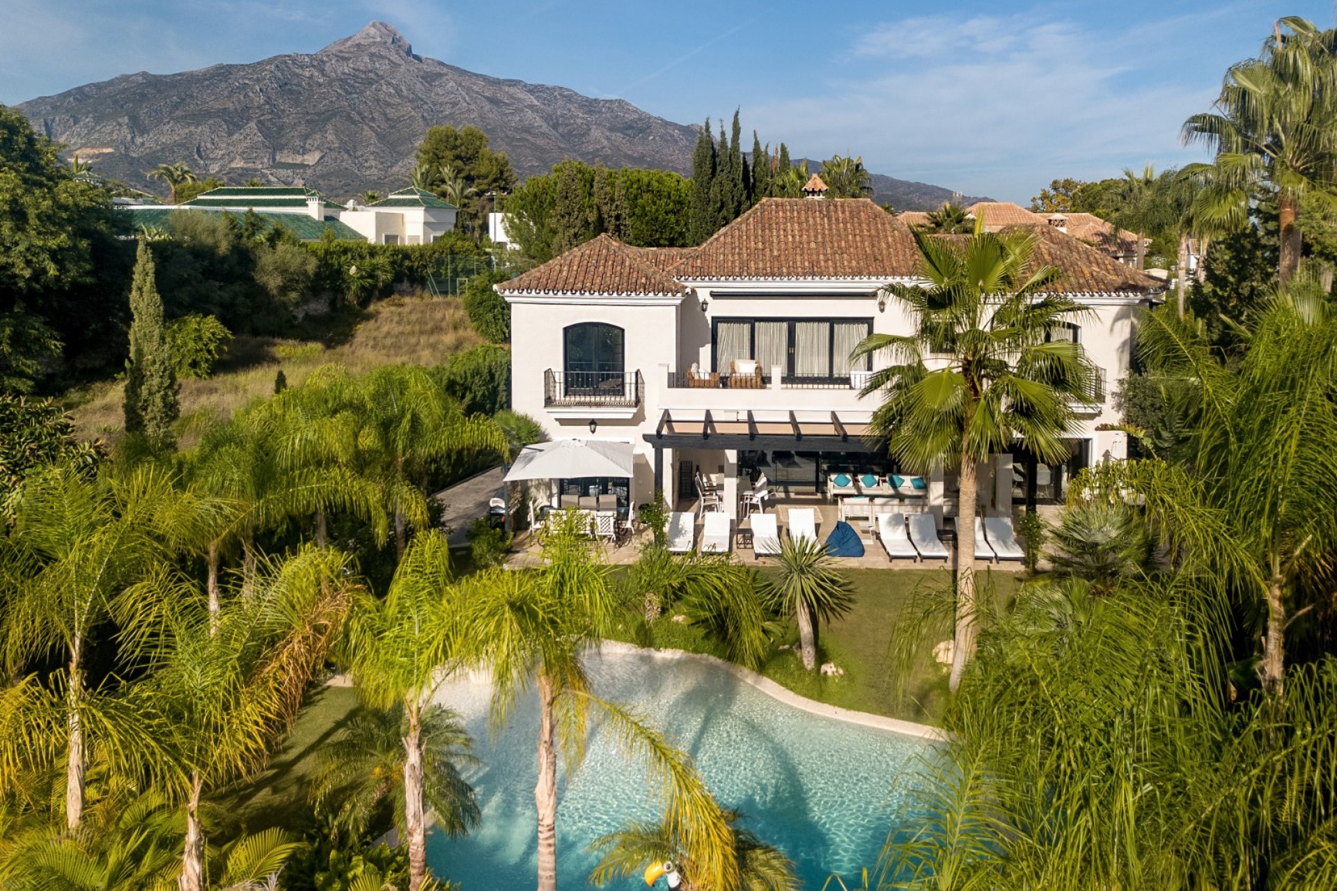 Wiederverkauf - Villa - Marbella - Nueva Andalucía