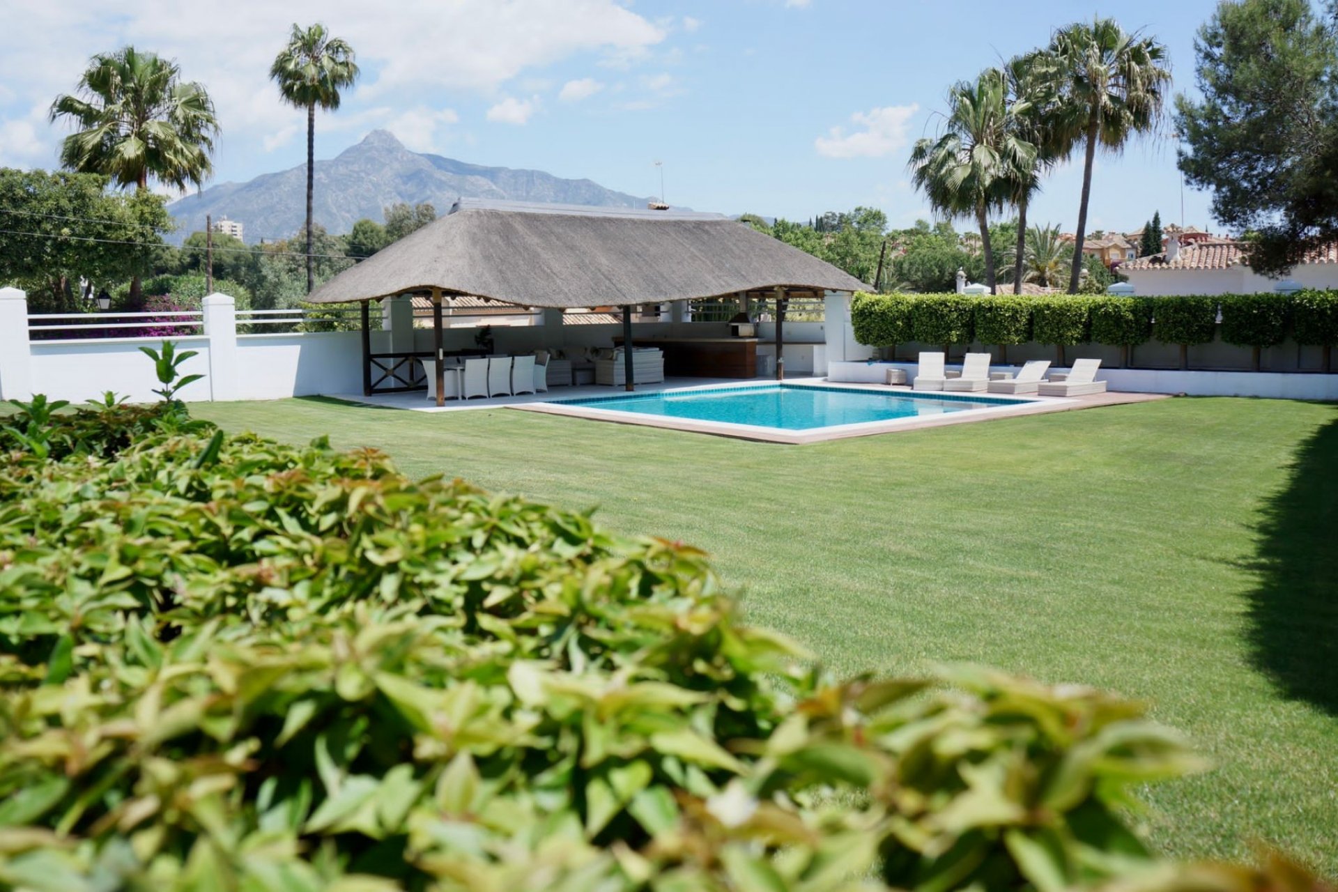 Wiederverkauf - Villa - Marbella - Nueva Andalucía