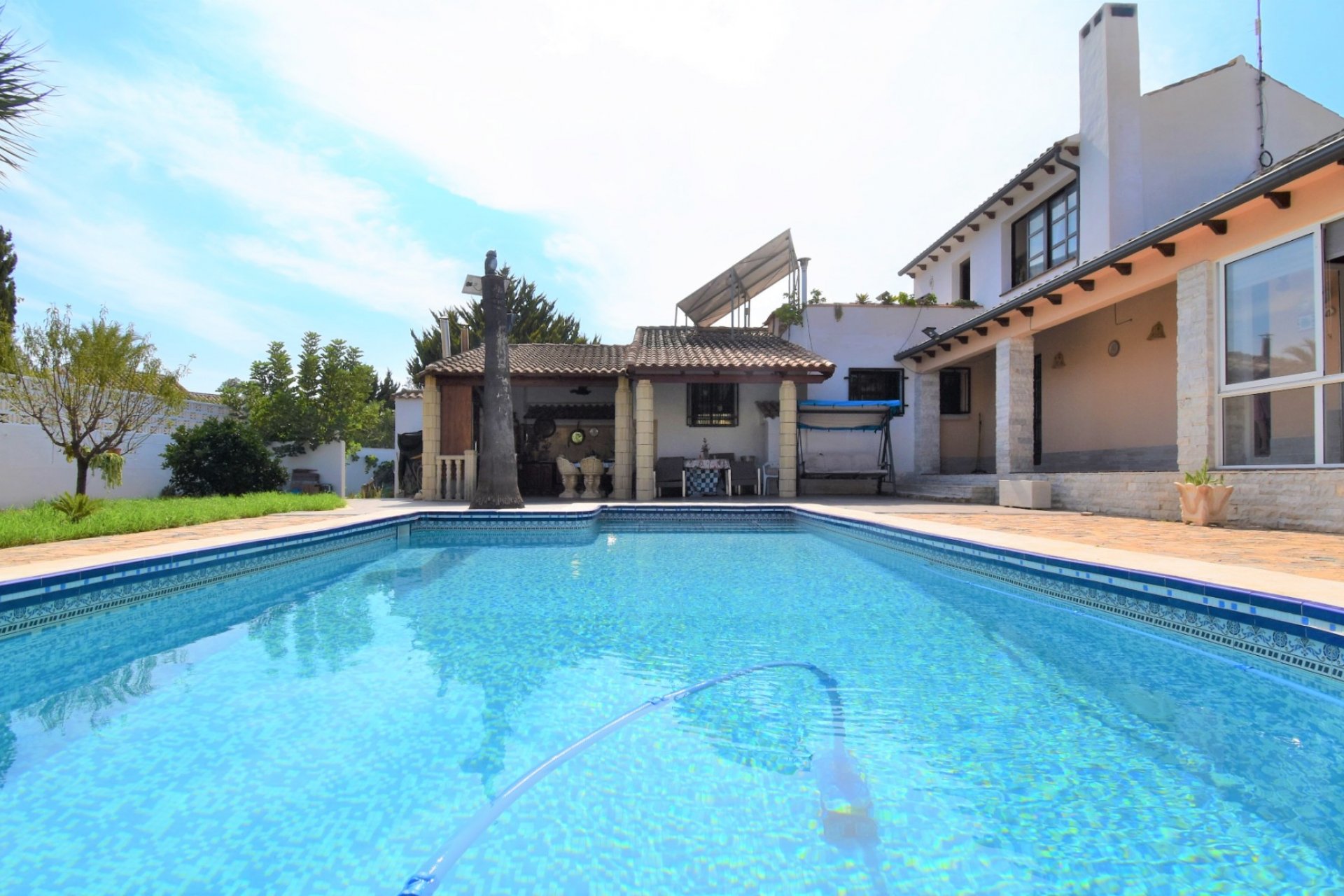 Wiederverkauf - Villa - Orihuela Costa - Villamartín