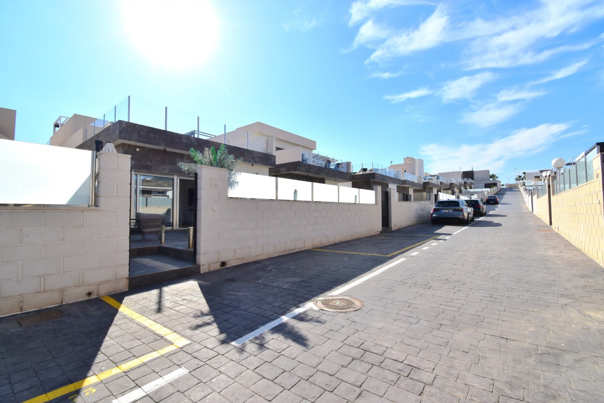 Wiederverkauf - Villa - Orihuela Costa - Villamartin