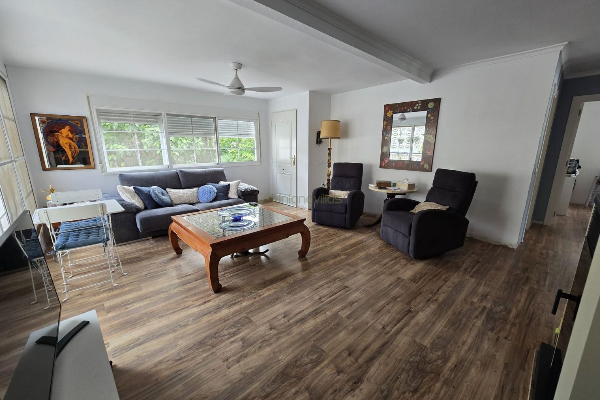 بازفروش - خانه روستایی - Sax