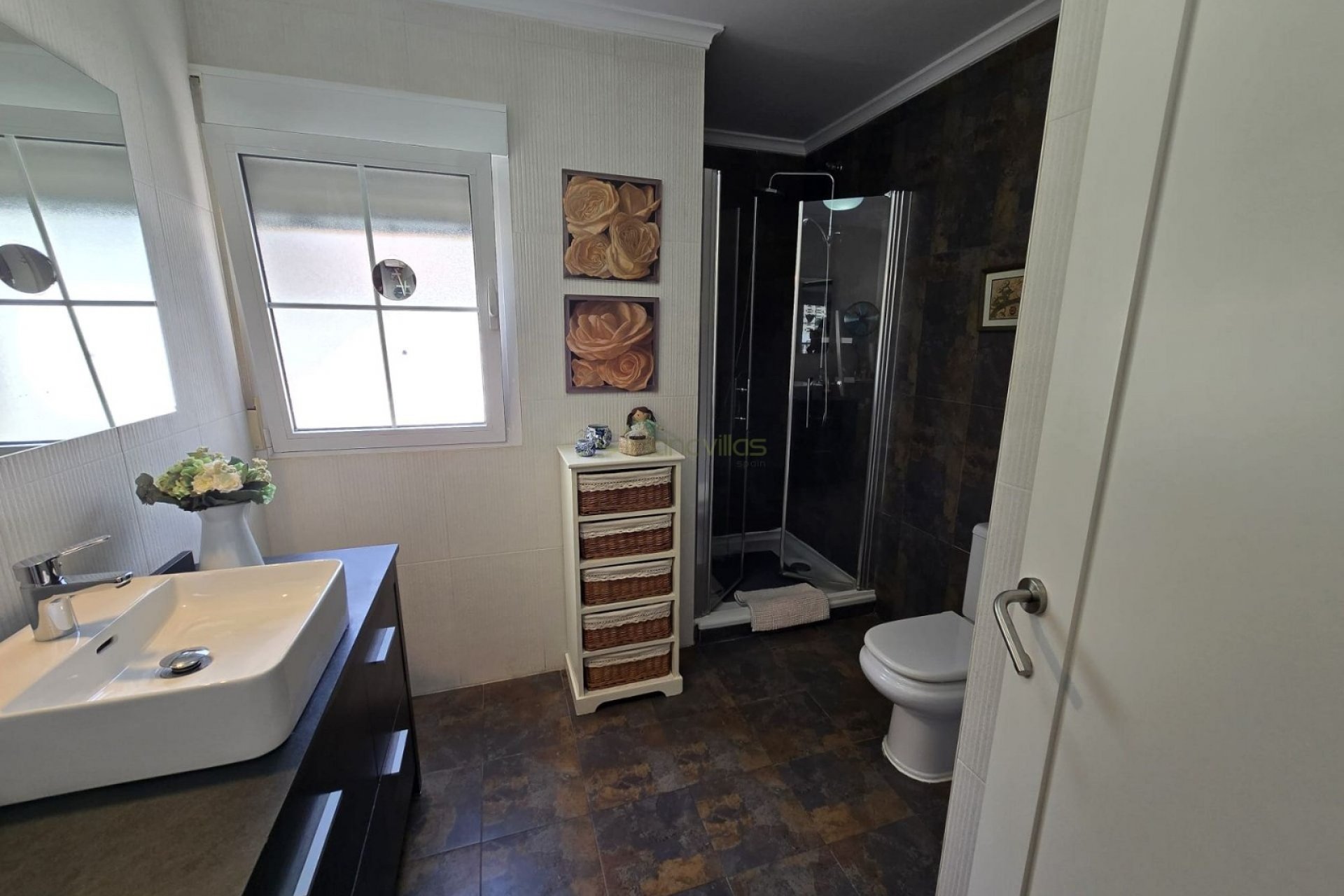 بازفروش - خانه روستایی - Sax