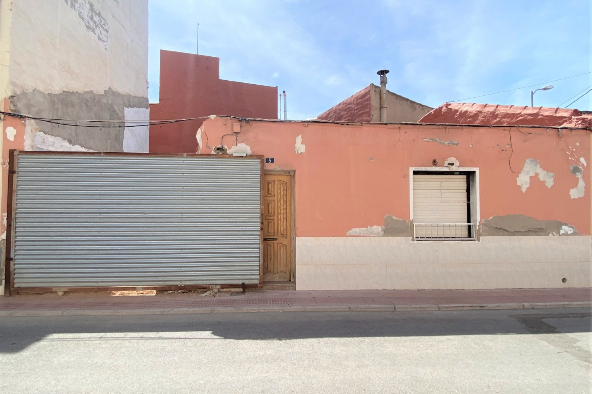 بازفروش - زمین - Sax