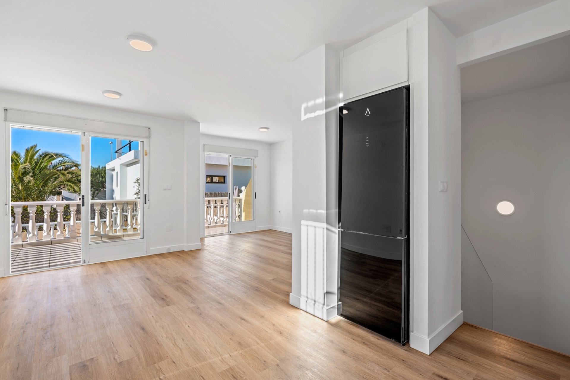 بازفروش - ویلا - Benimar