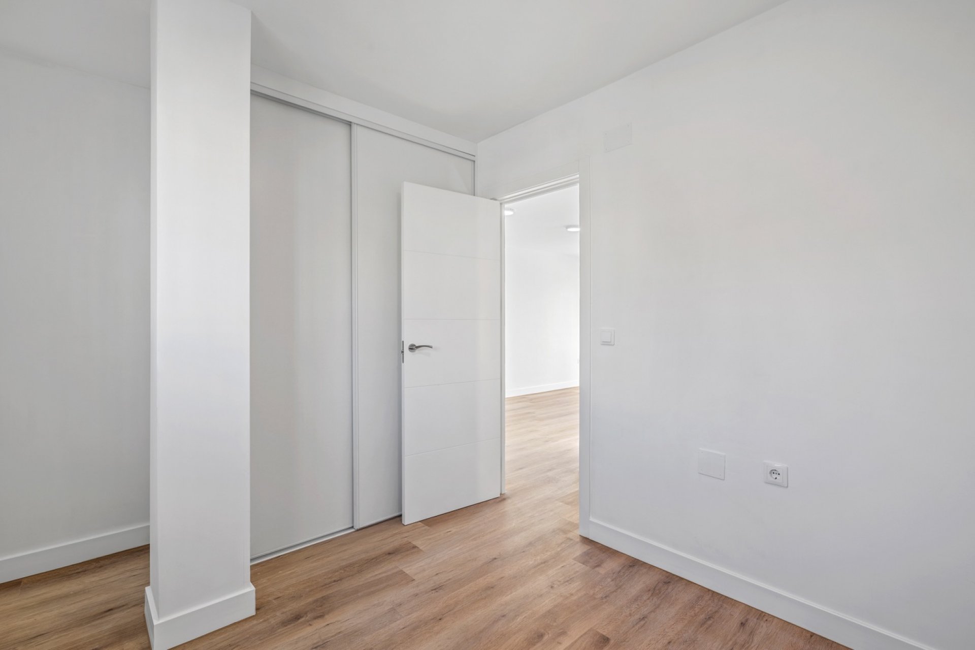 بازفروش - ویلا - Benimar