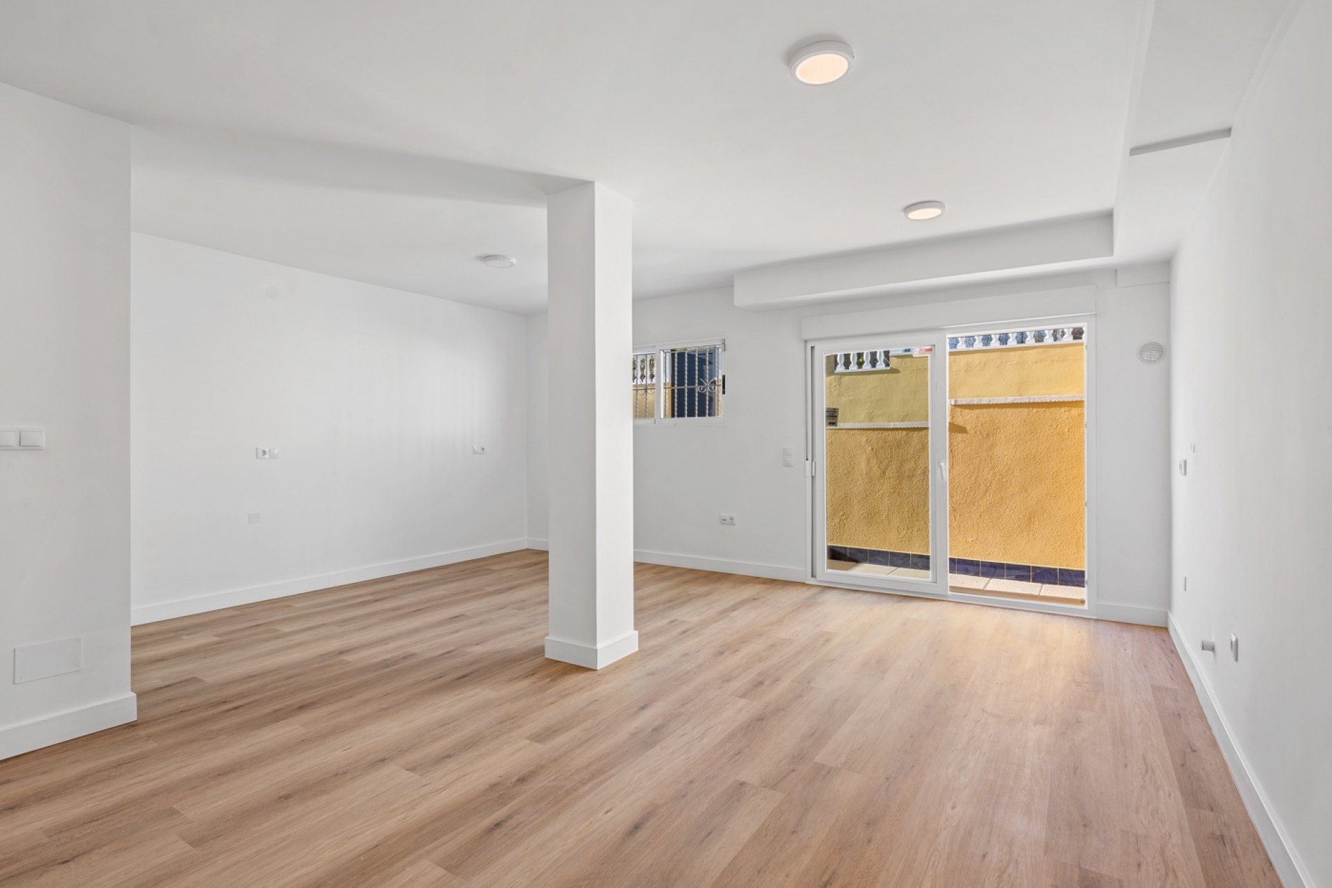 بازفروش - ویلا - Benimar