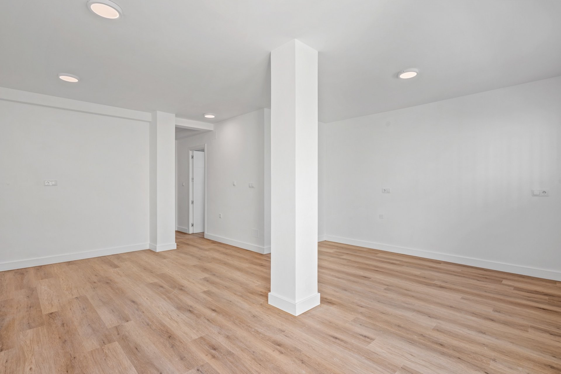 بازفروش - ویلا - Benimar