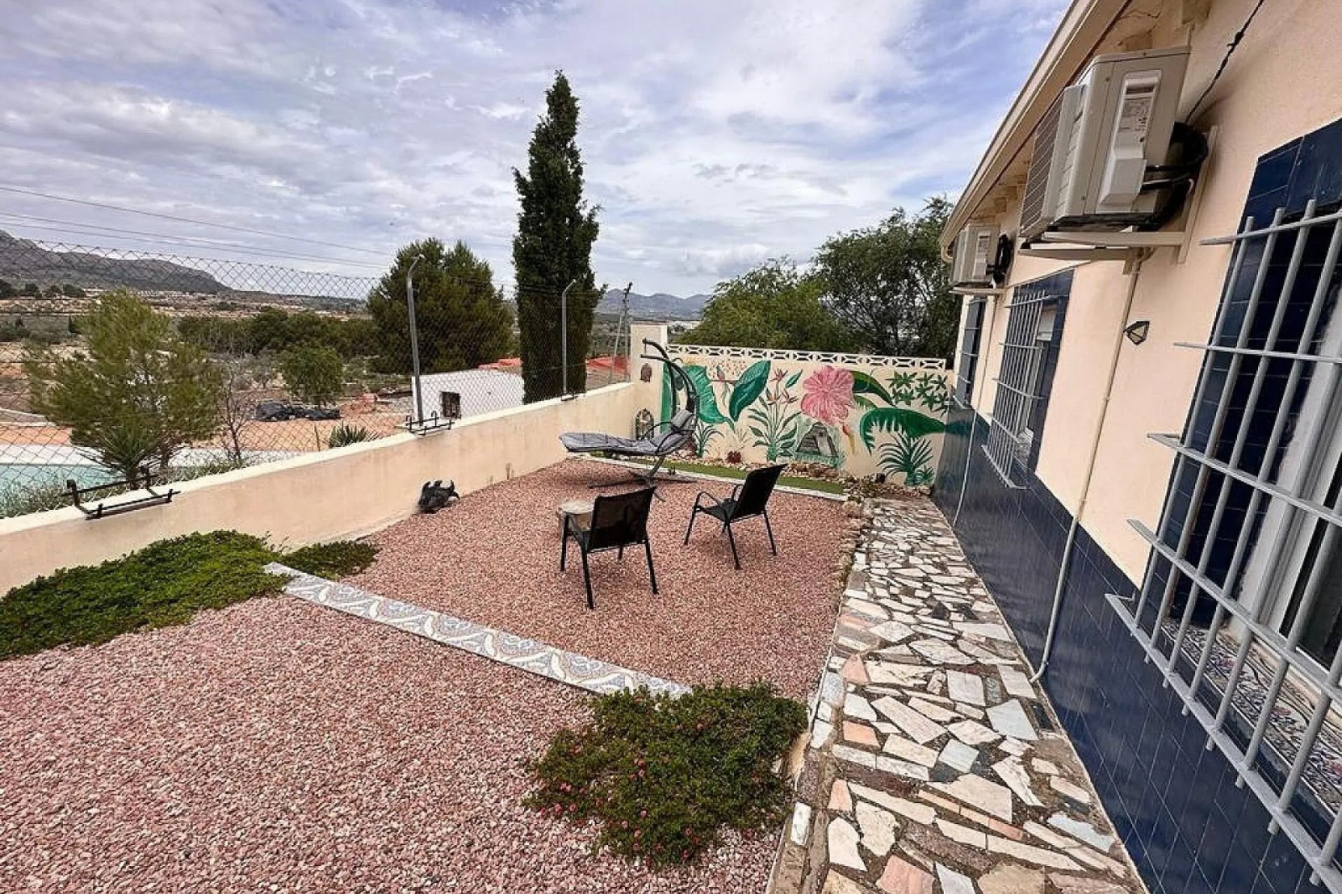 بازفروش - ویلا - Sax