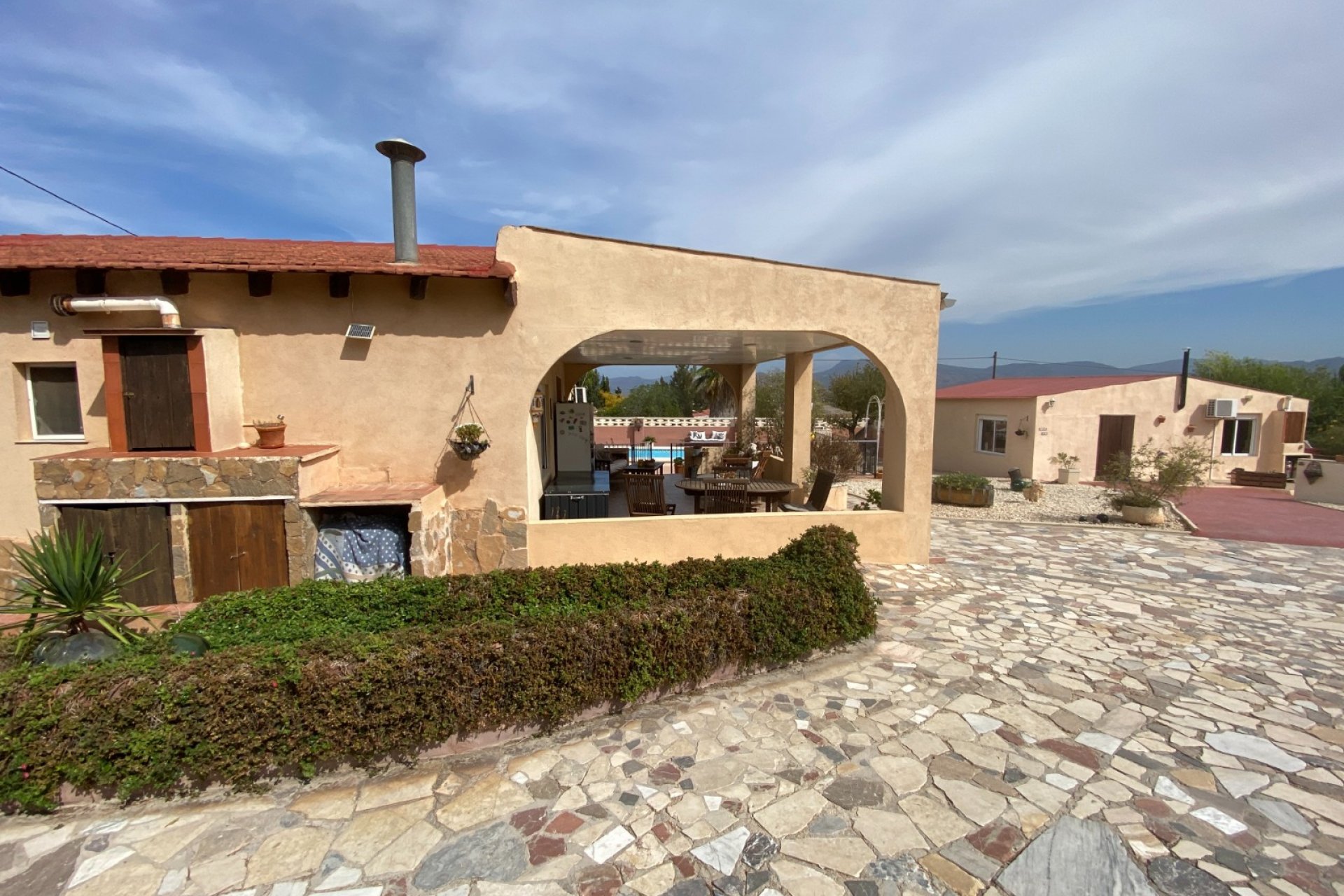 بازفروش - ویلا - Sax