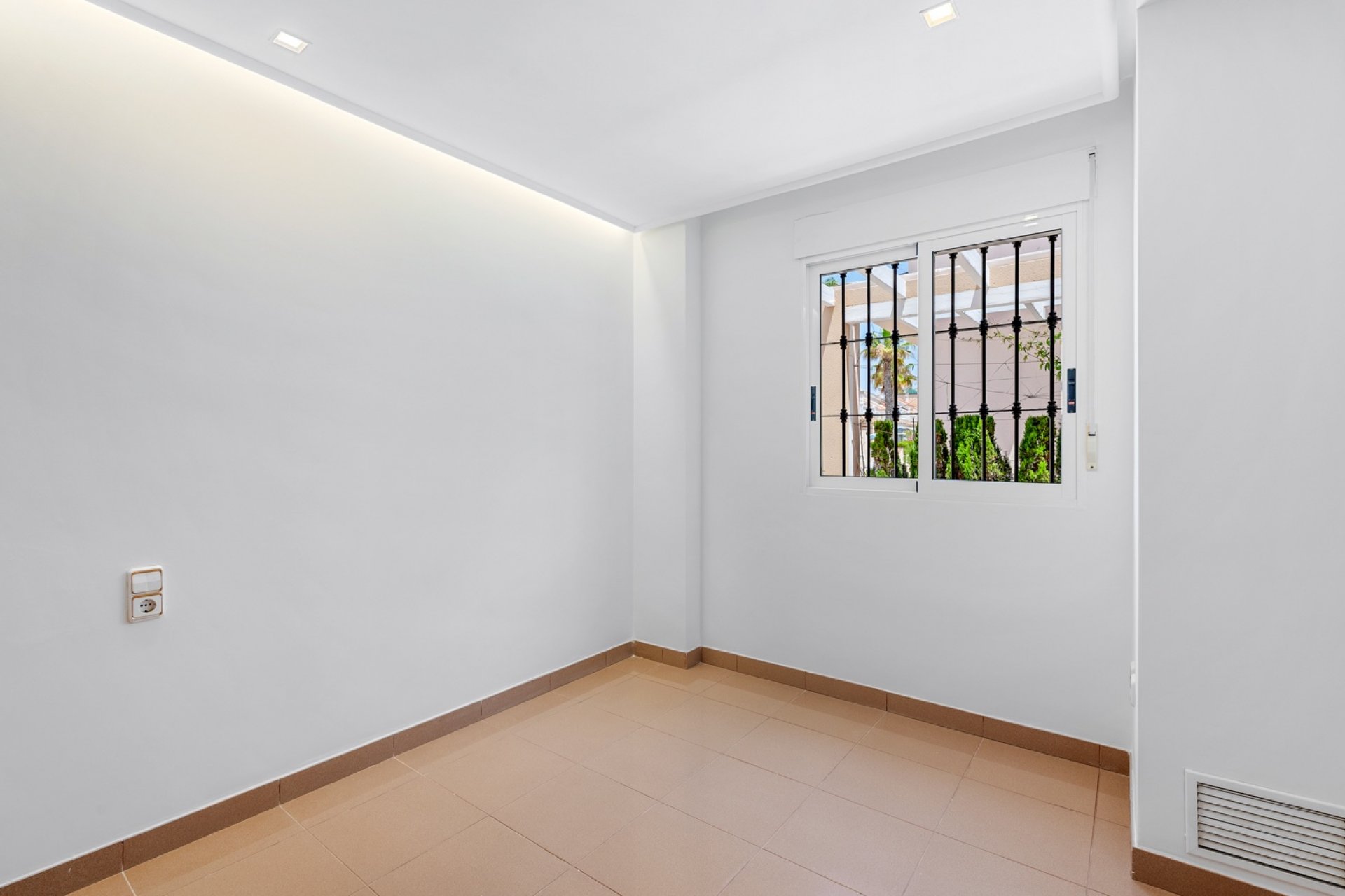 بازفروش - ویلا - Torrevieja