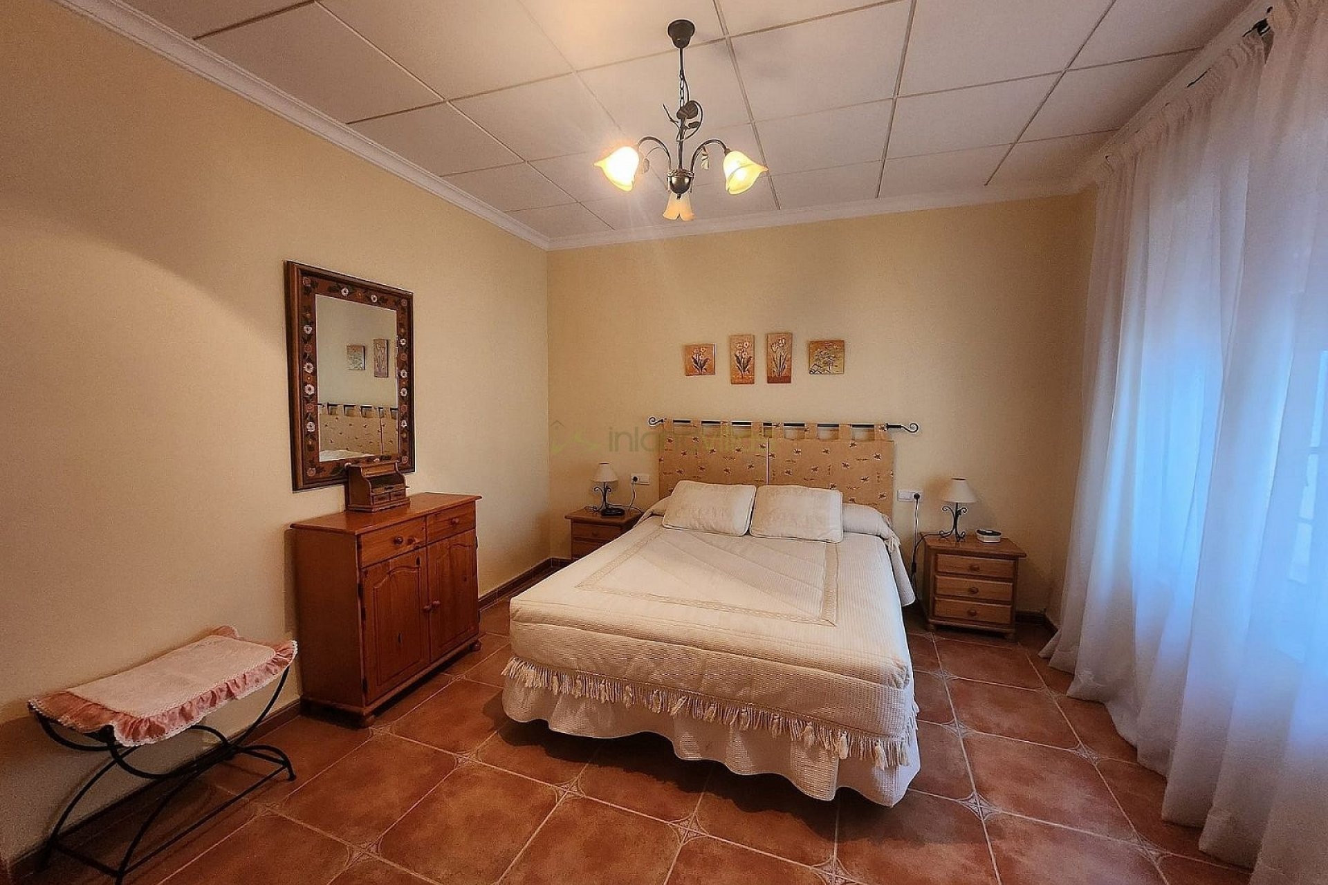 بازفروش - ویلا - Villena