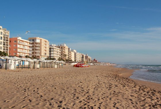 Resale - Apartment - Guardamar del Segura